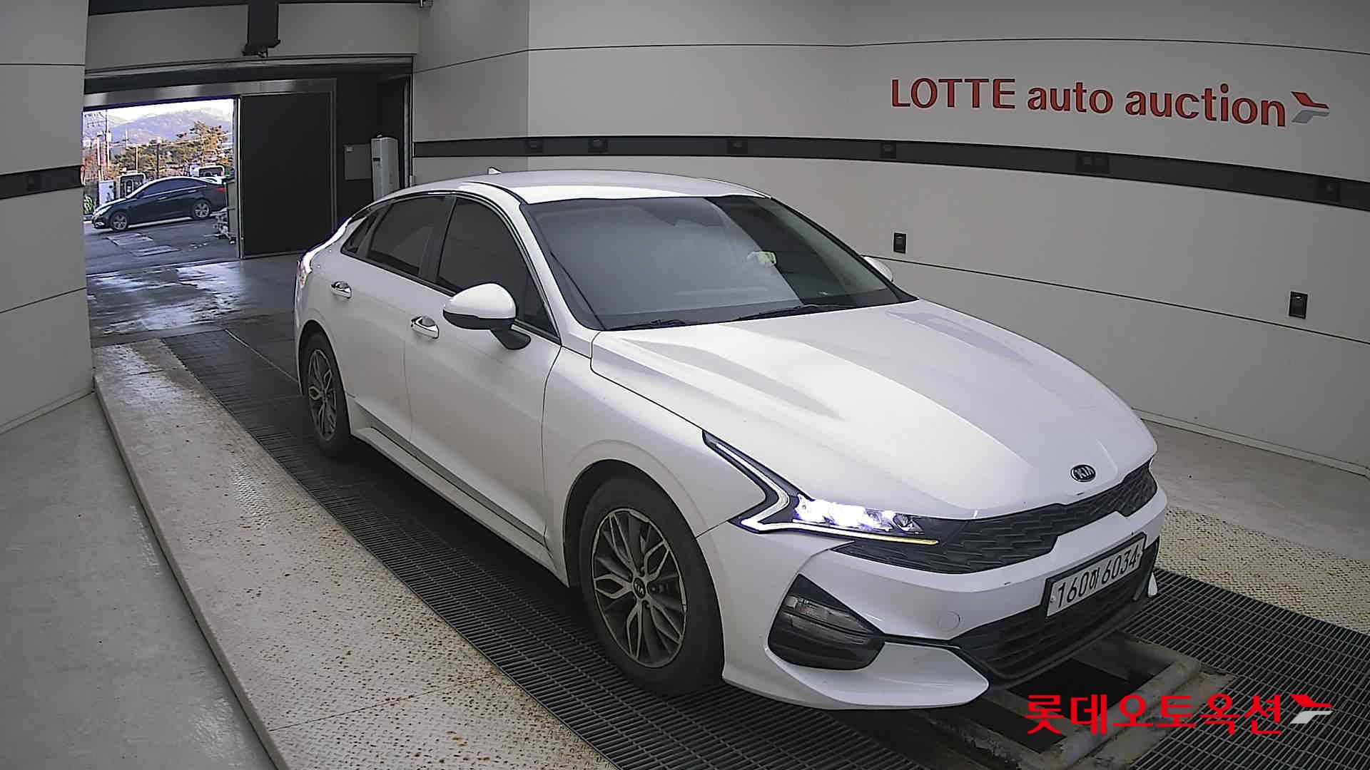 Kia K5 2021 Snow White Pearl (optional) из Кореи, фото 2