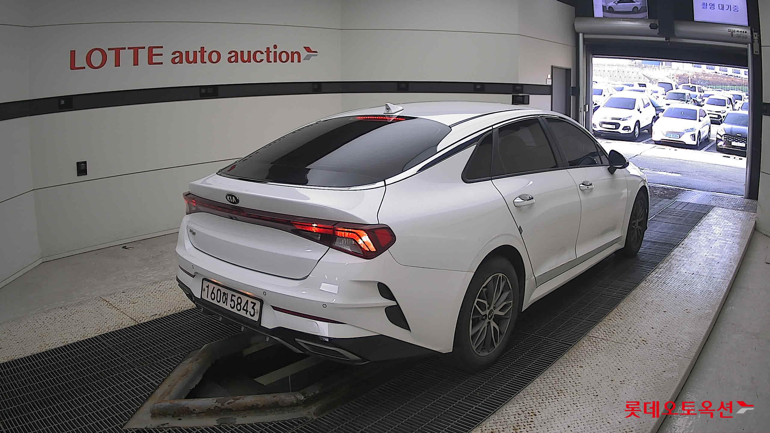 Kia K5 2021 Snow White Pearl (optional) из Кореи, фото 4