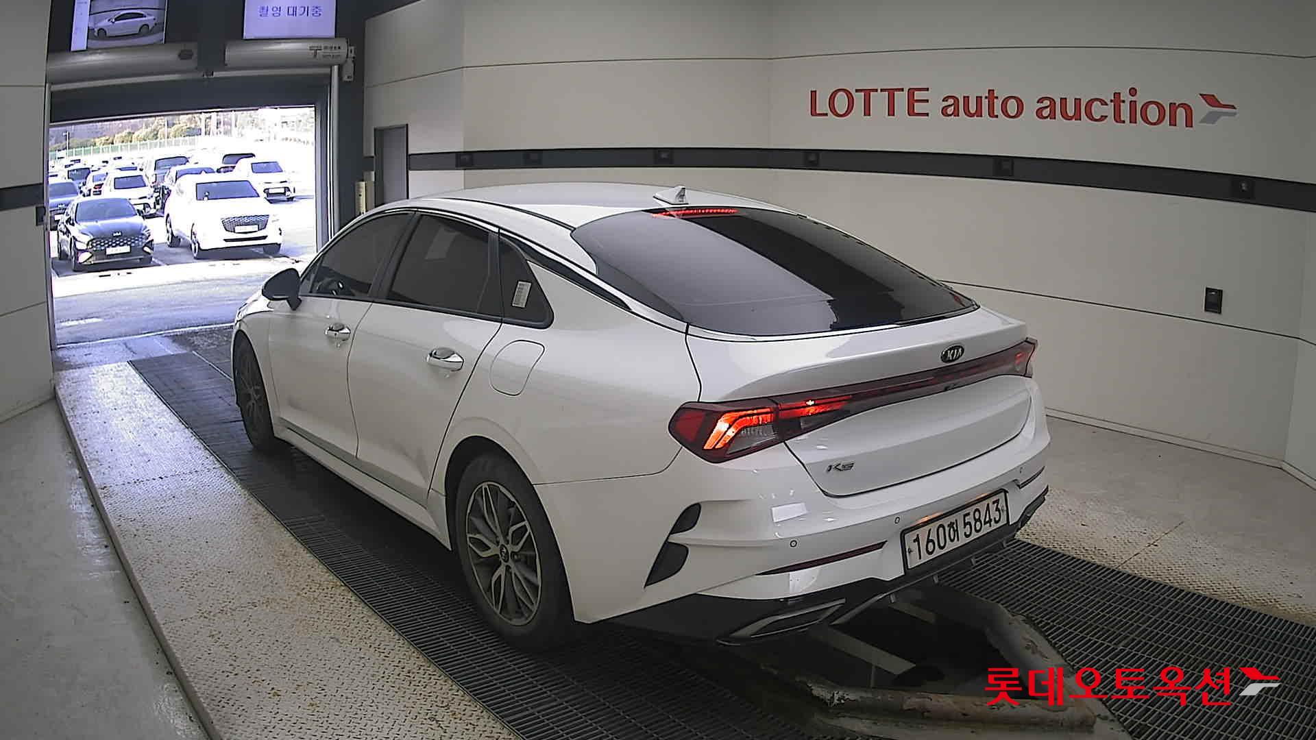 Kia K5 2021 Snow White Pearl (optional) из Кореи, фото 6