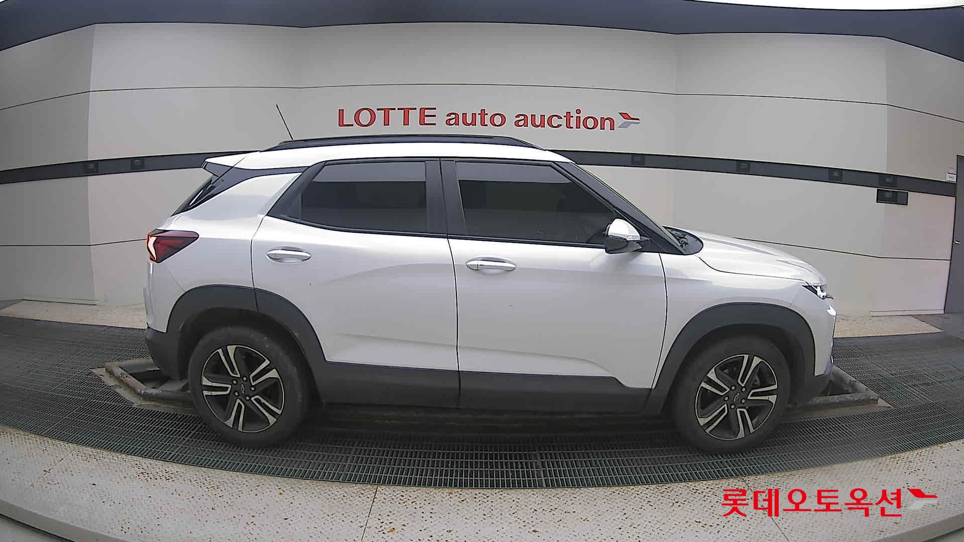 Korea G M TrailBlazer 1.35 Turbo FWD 2023 Snow White Pearl (optional) из Кореи, фото 3