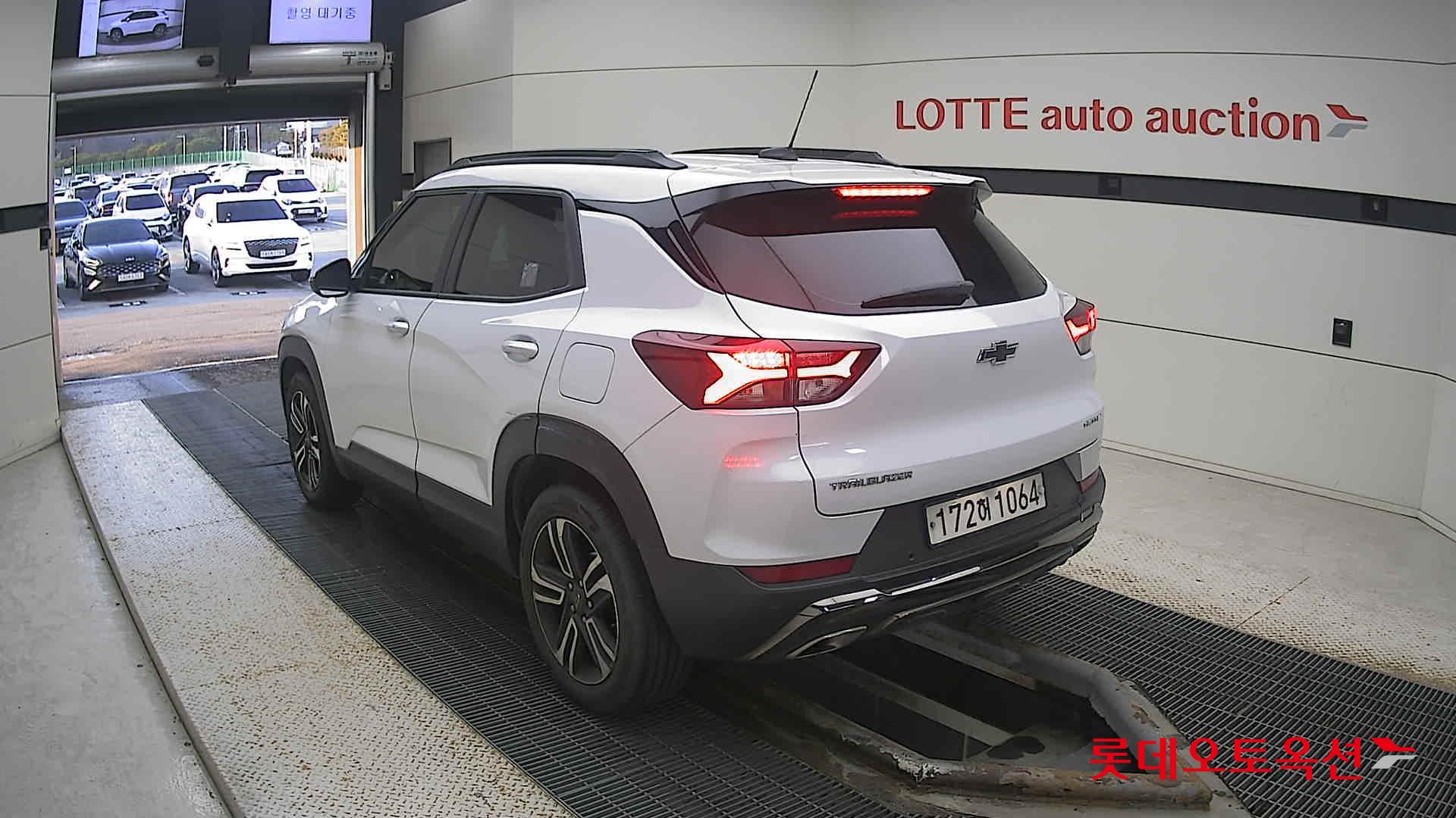 Korea G M TrailBlazer 1.35 Turbo FWD 2023 Snow White Pearl (optional) из Кореи, фото 6