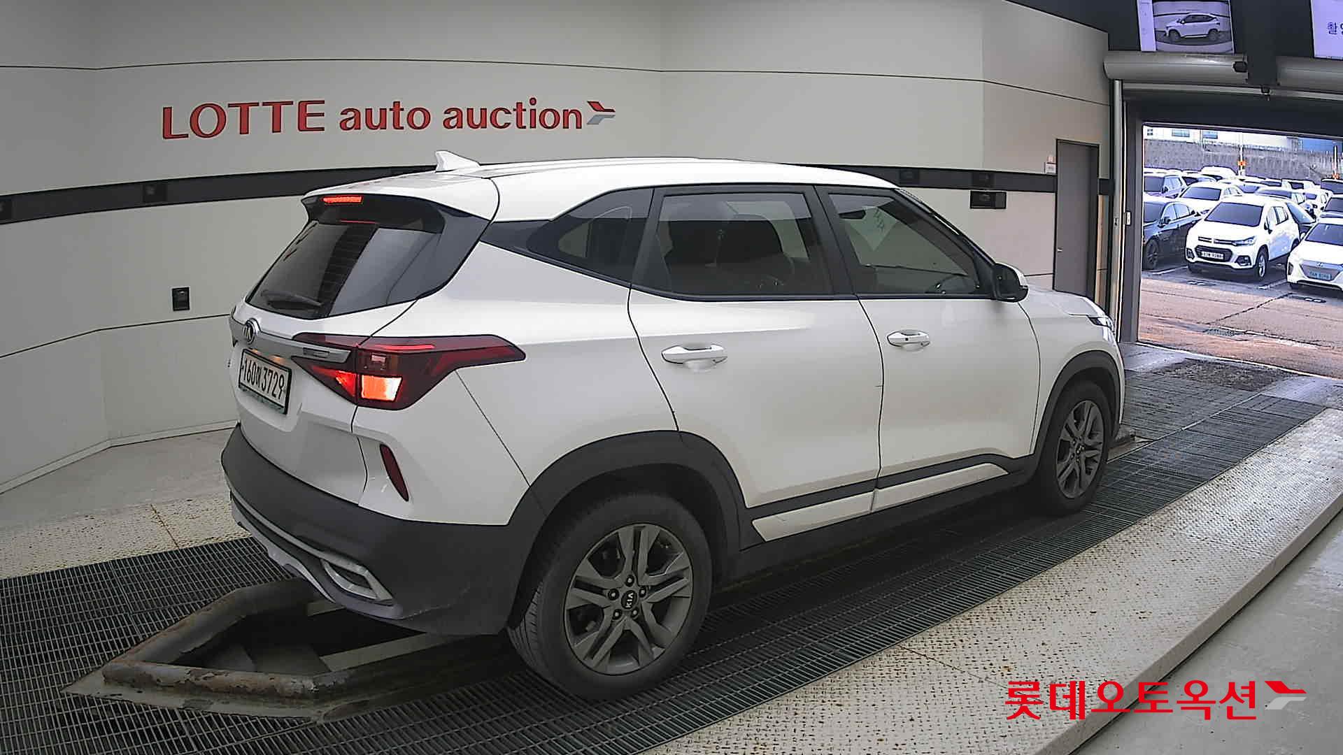 Kia Seltos id 3471547 из Кореи 19