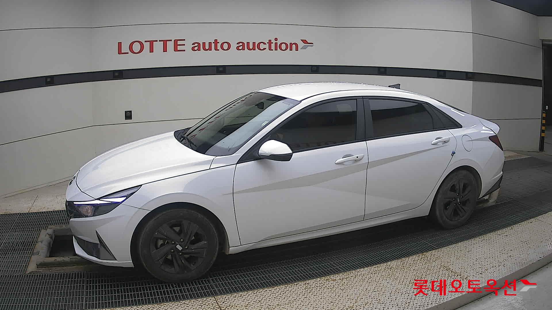 Hyundai Avante Hybrid id 3471628 из Кореи 12