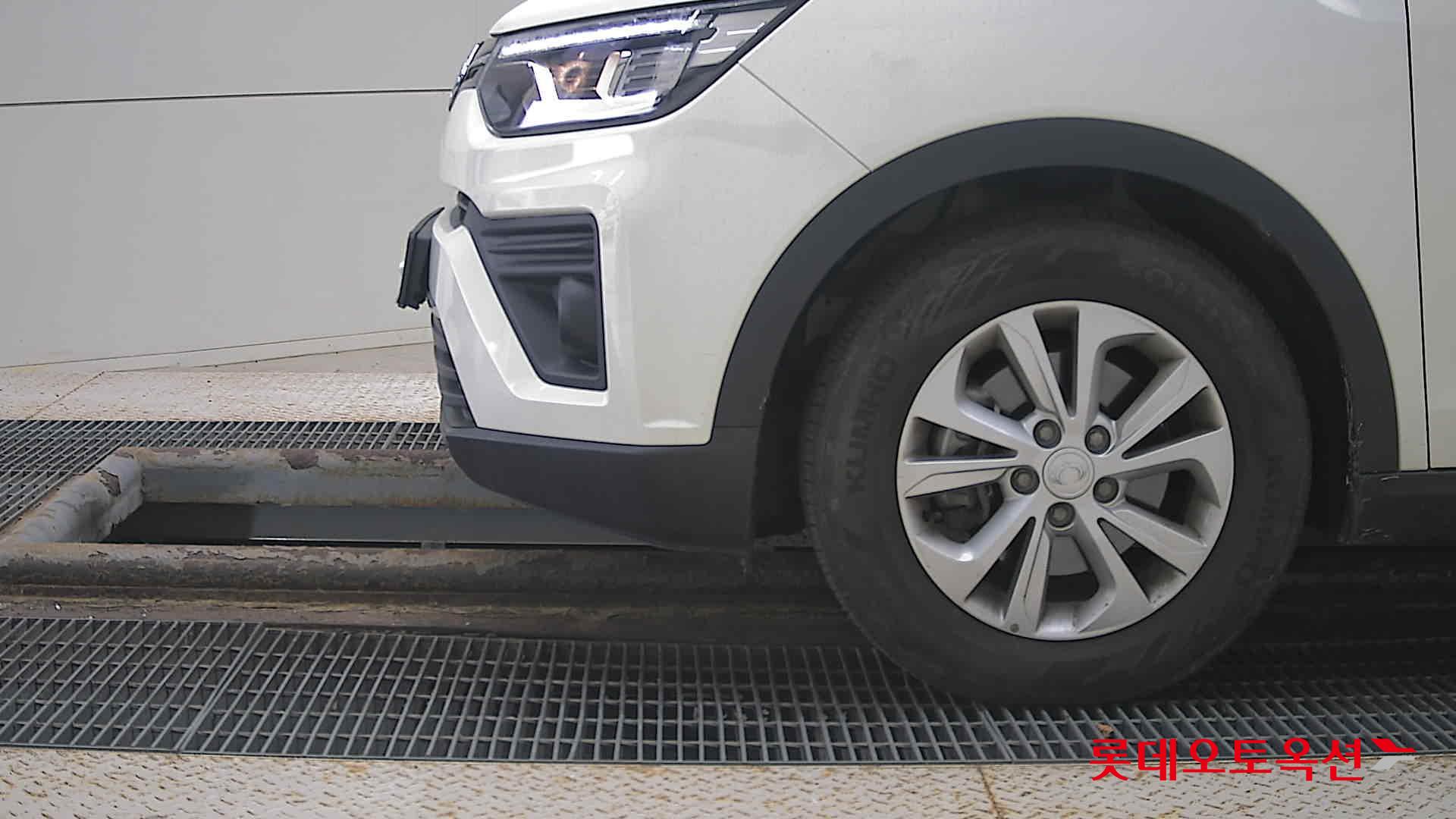 SsangYong Tivoli id 3461883 из Кореи 21