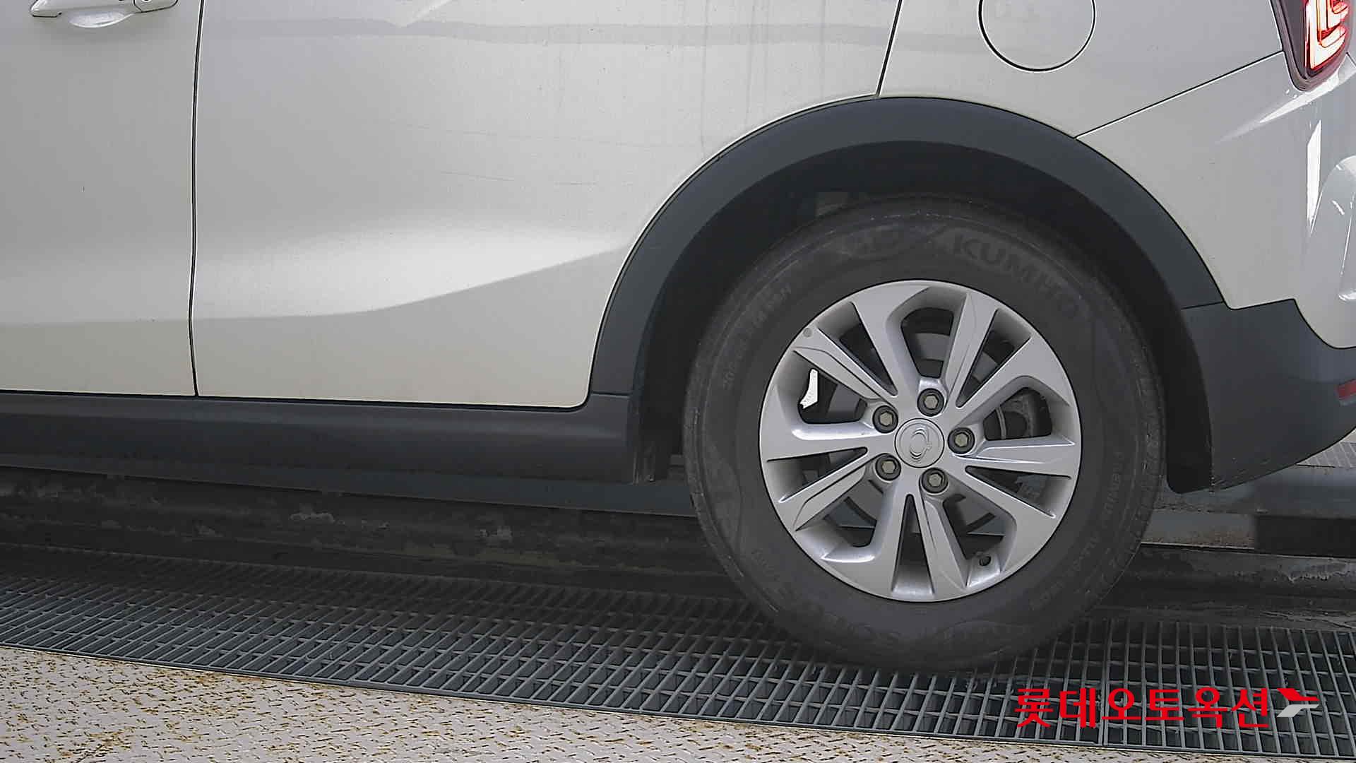 SsangYong Tivoli id 3461883 из Кореи 22