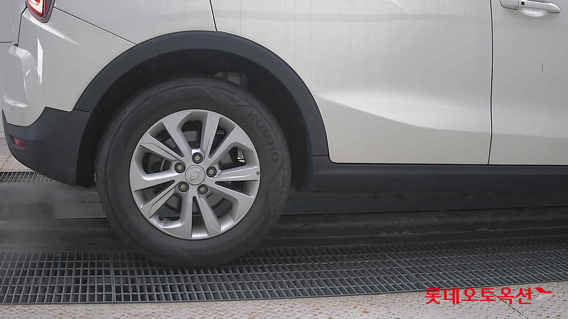 SsangYong Tivoli id 3461883 из Кореи 24