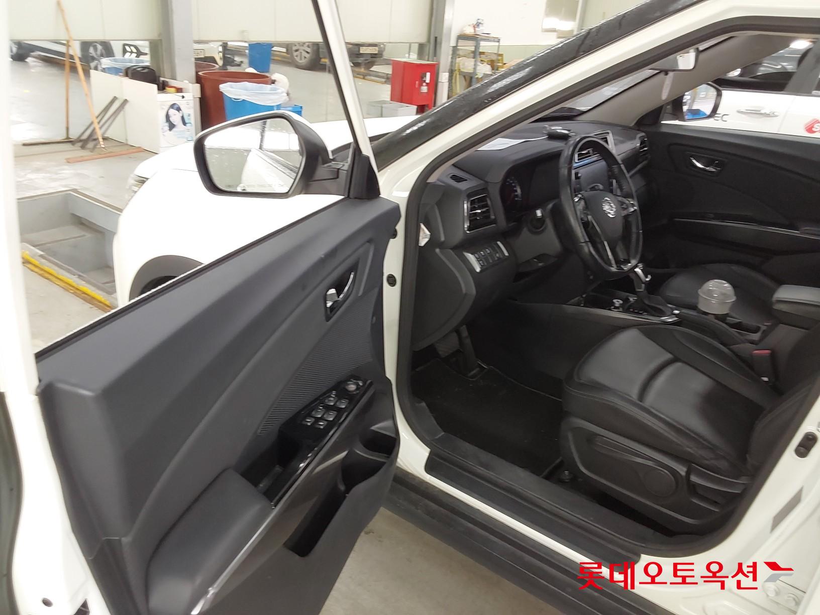 SsangYong Tivoli id 3461883 из Кореи 35