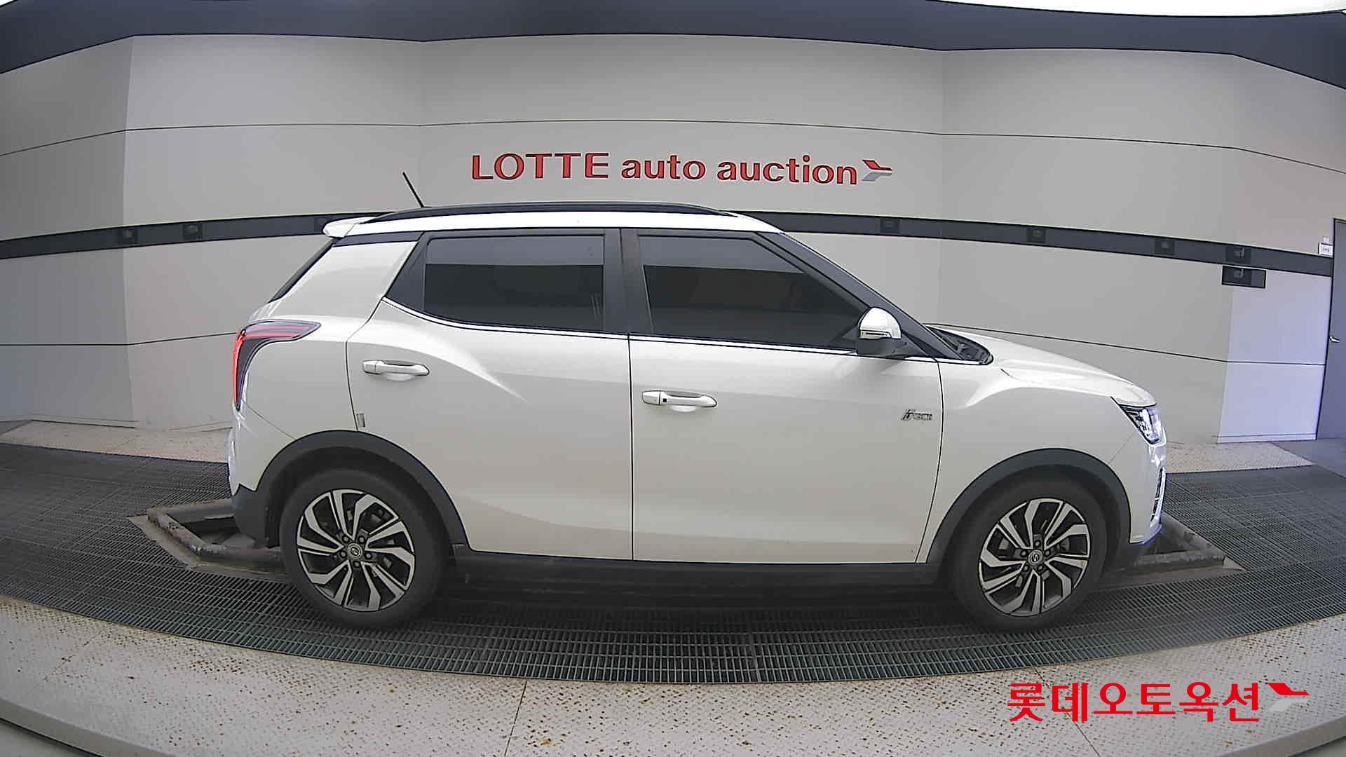 SsangYong Tivoli 2021 Grand White из Кореи, фото 3