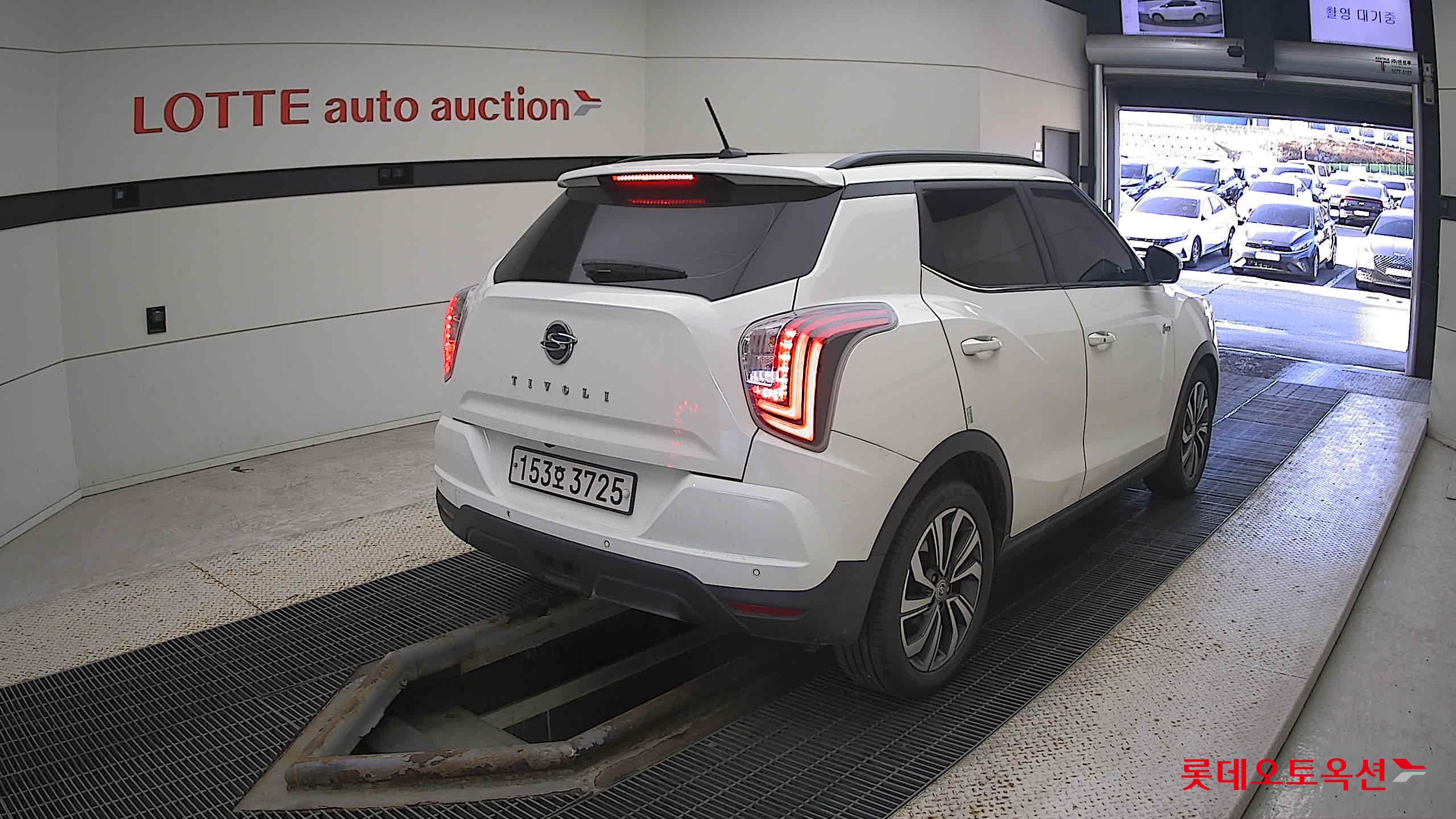 SsangYong Tivoli 2021 Grand White из Кореи, фото 4