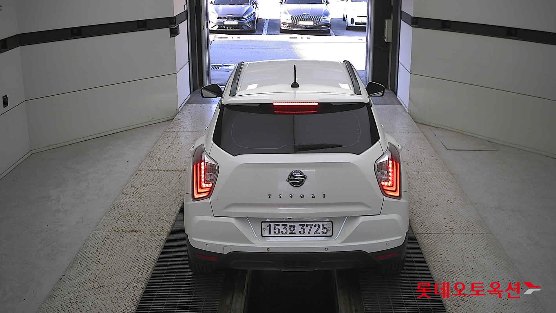 SsangYong Tivoli 2021 Grand White из Кореи, фото 5