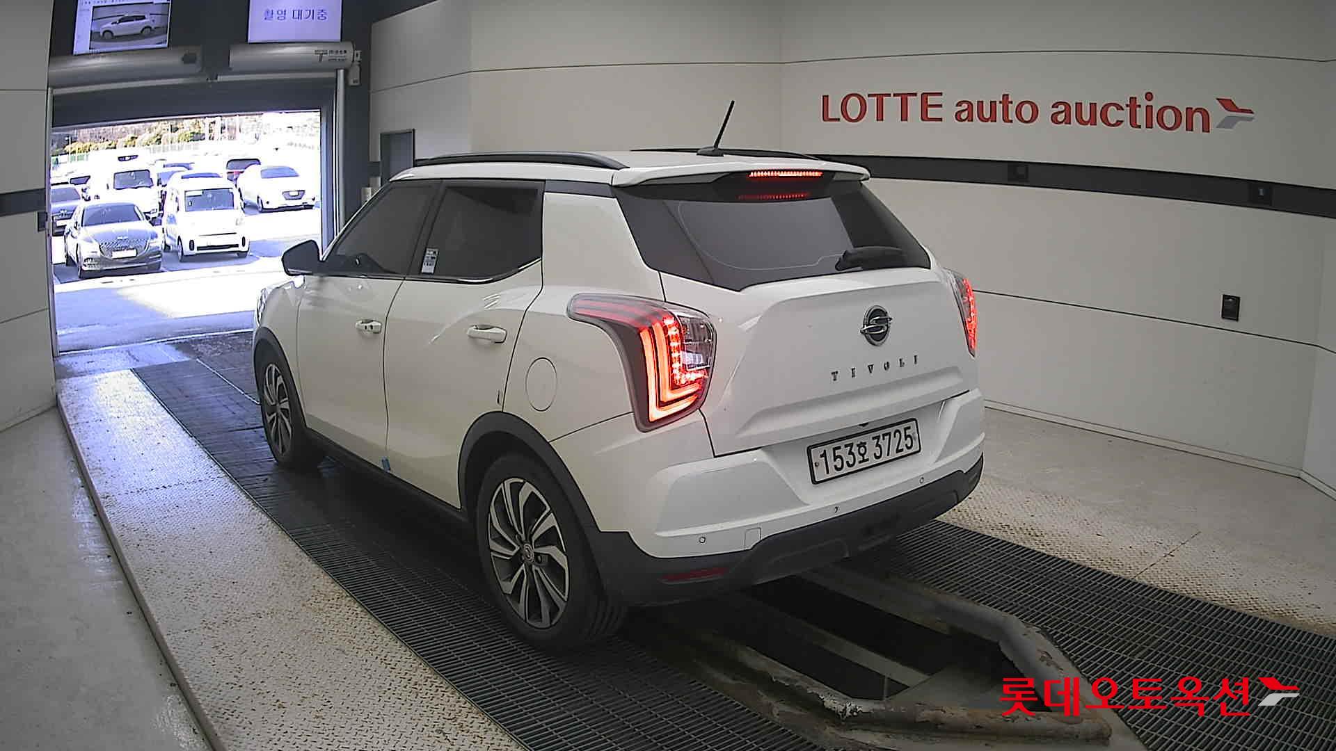 SsangYong Tivoli 2021 Grand White из Кореи, фото 6