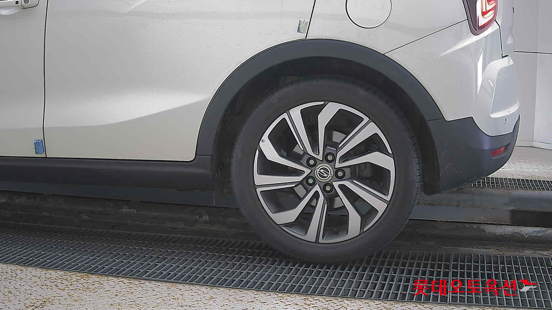 SsangYong Tivoli id 3441829 из Кореи 22