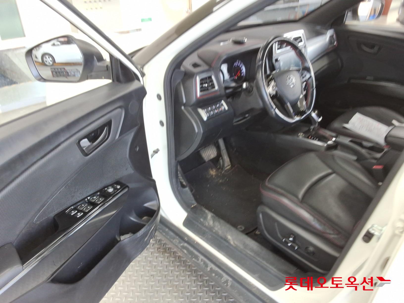 SsangYong Tivoli id 3441829 из Кореи 35