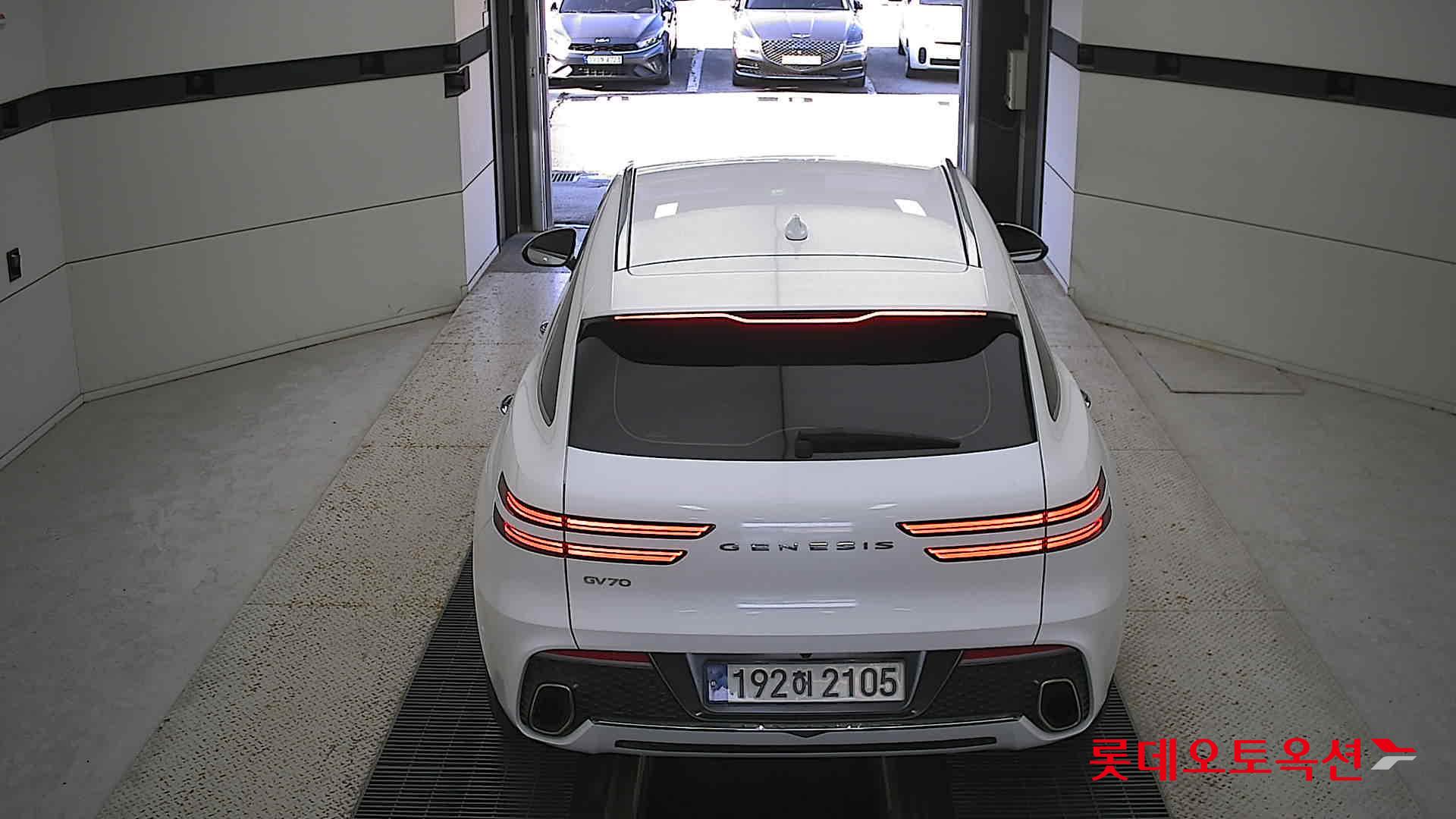 Hyundai GV70 2023 Uyuni White из Кореи, фото 5