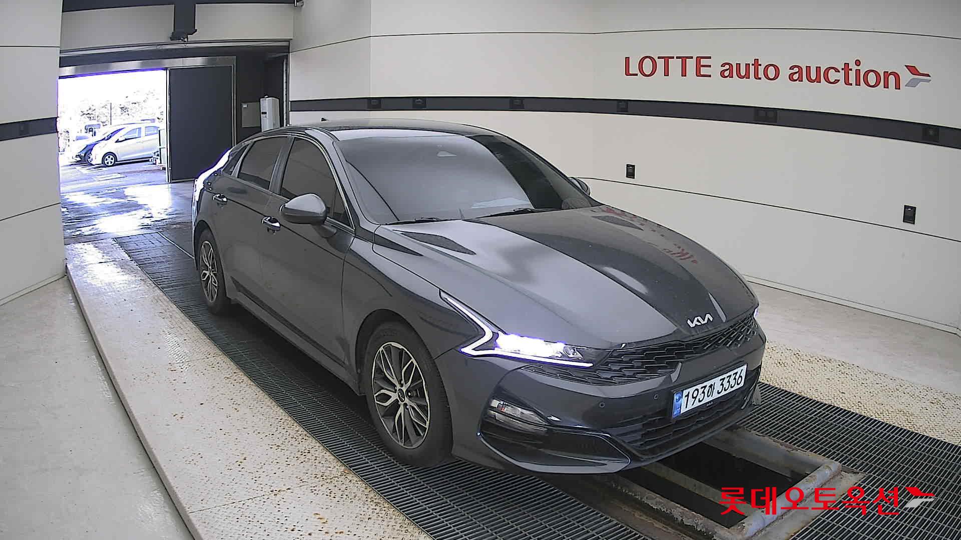 Kia K5 2022 Interstellagray из Кореи, фото 2