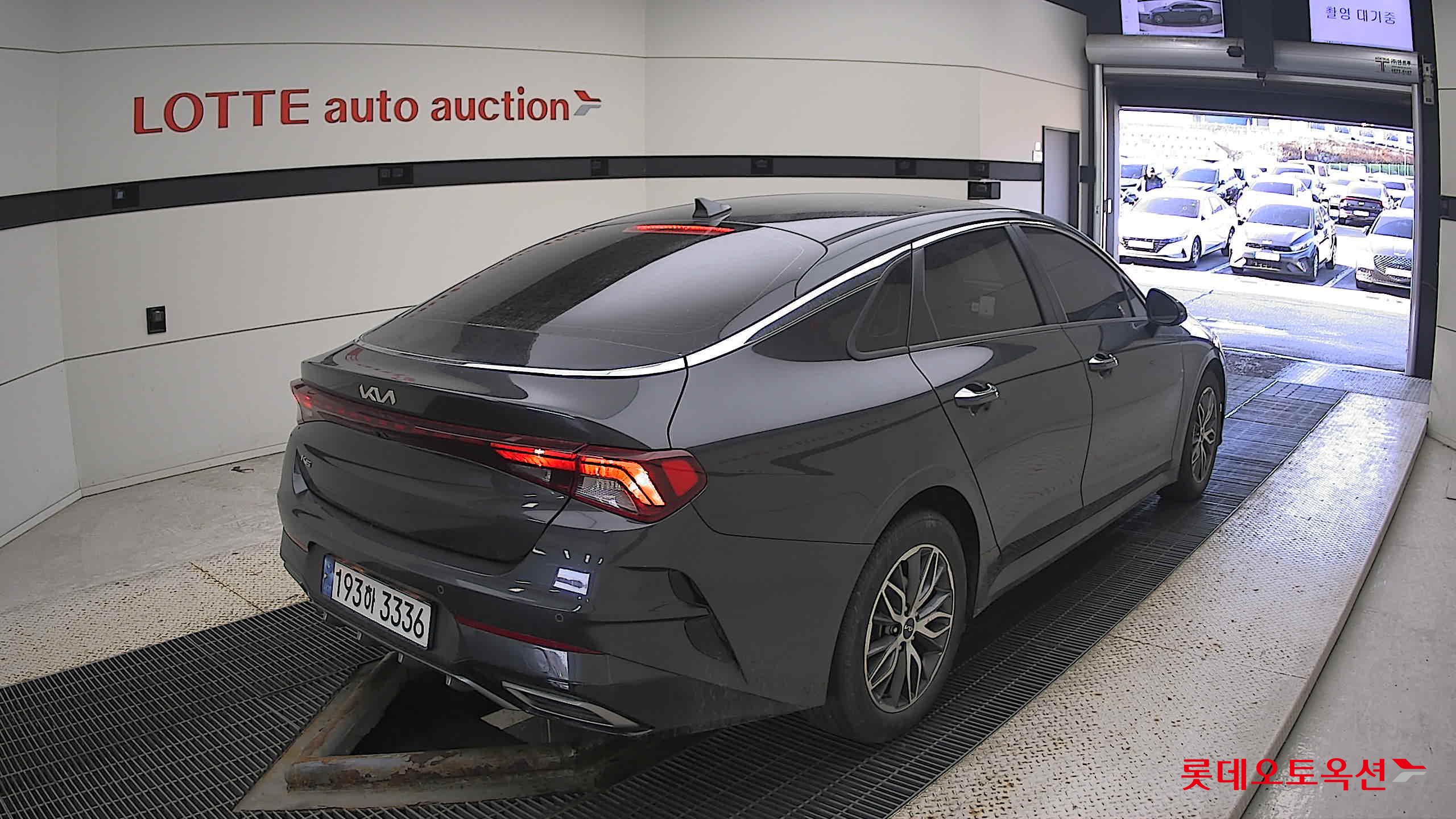 Kia K5 2022 Interstellagray из Кореи, фото 4