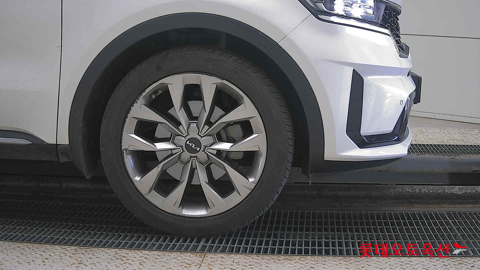 Kia Sorento id 3441820 из Кореи 23