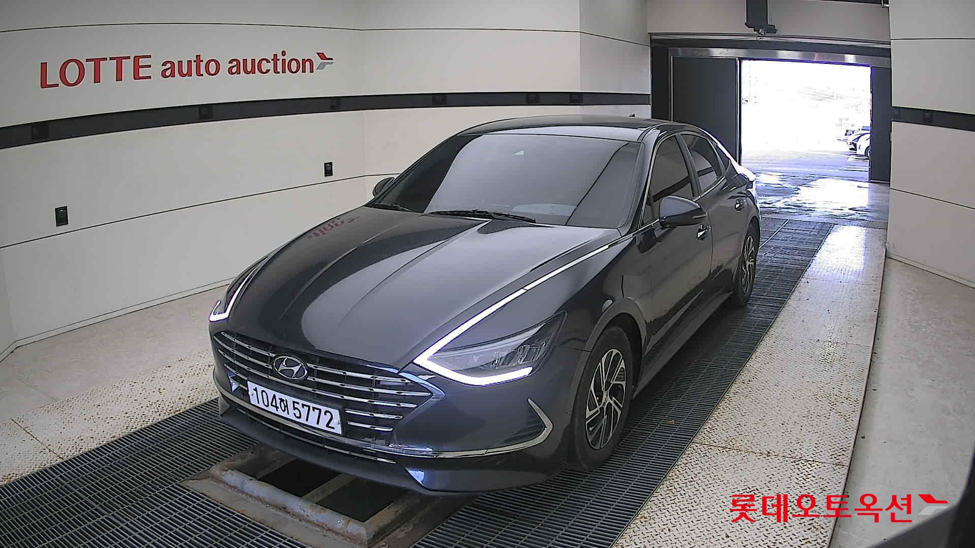Hyundai Sonata Hybrid 2021 Oxford Blue из Кореи