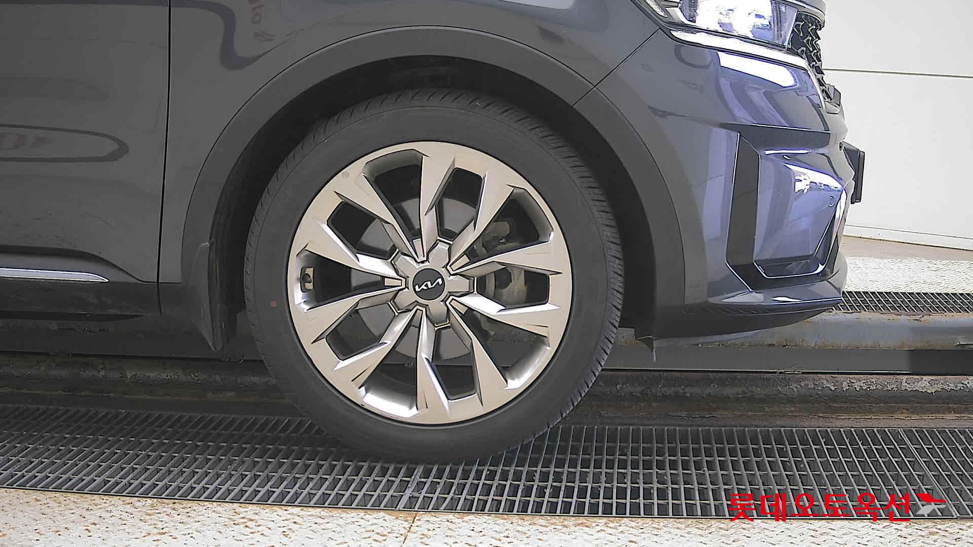 Kia Sorento id 3446748 из Кореи 23