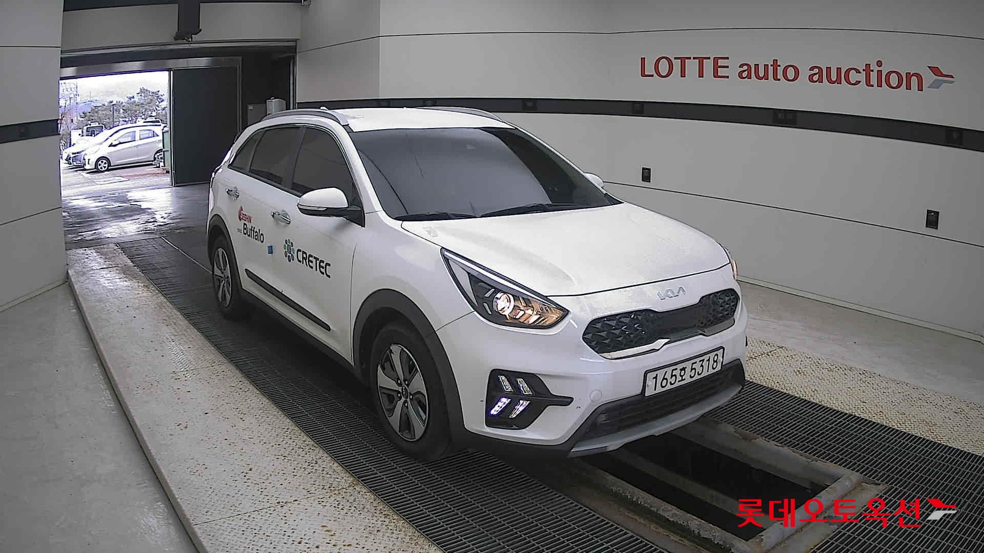 Kia Niro Hybrid 2022 Snow White Pearl (optional) из Кореи, фото 2
