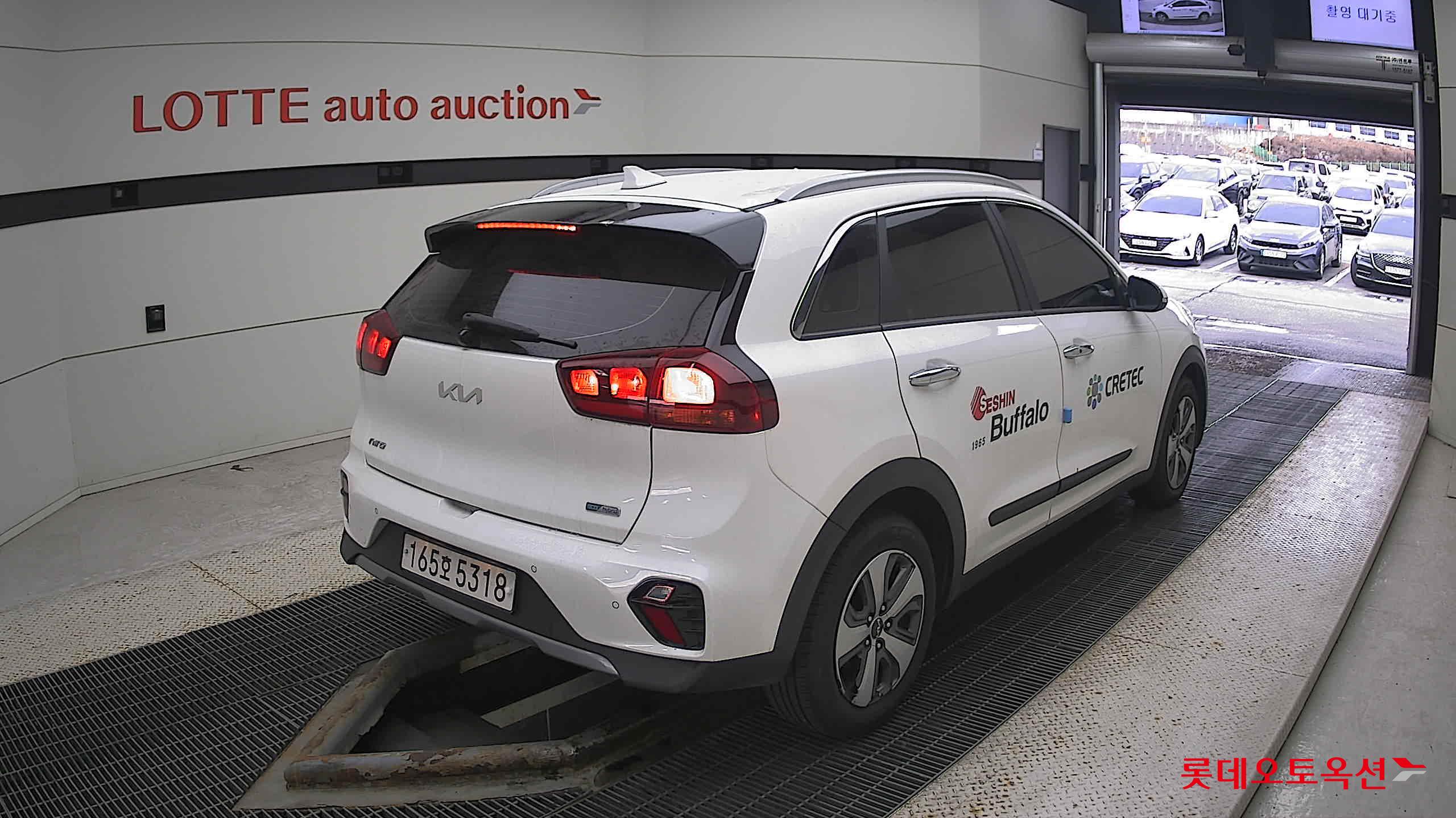 Kia Niro Hybrid 2022 Snow White Pearl (optional) из Кореи, фото 4