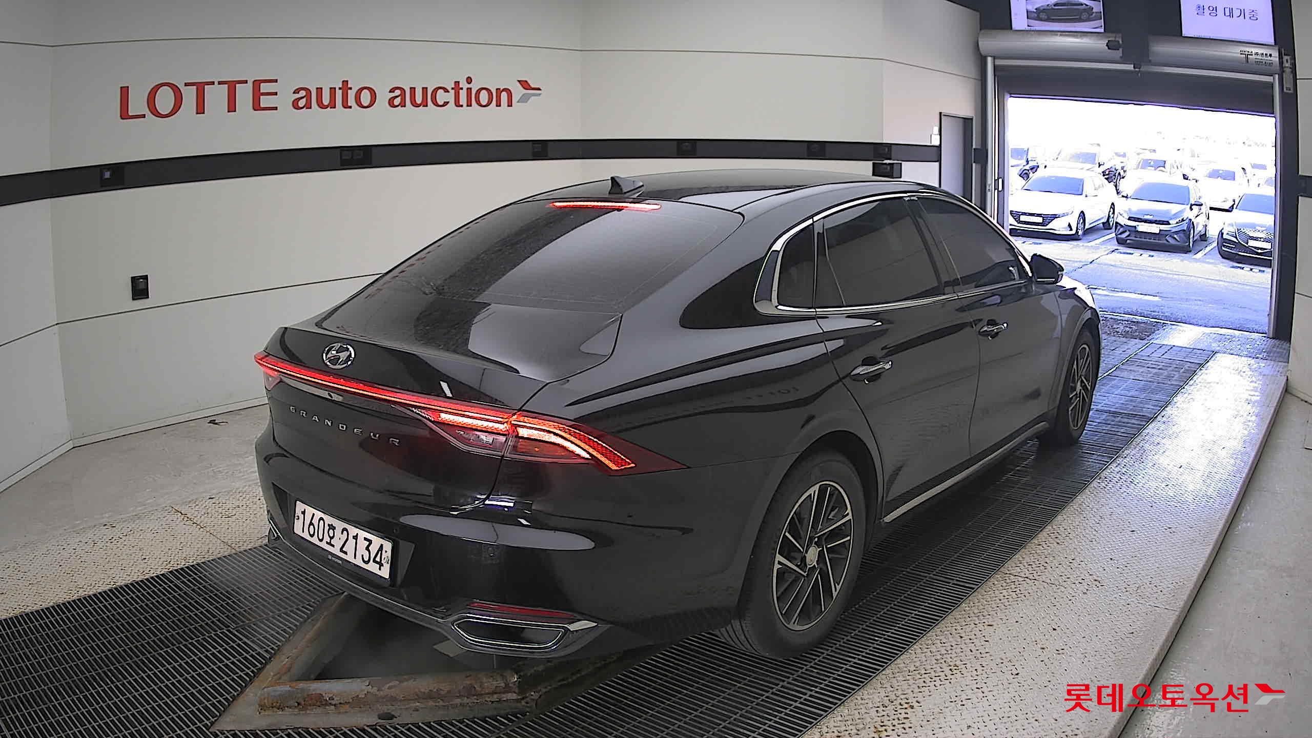 Hyundai Grandeur 2021 Midnight Black из Кореи, фото 4