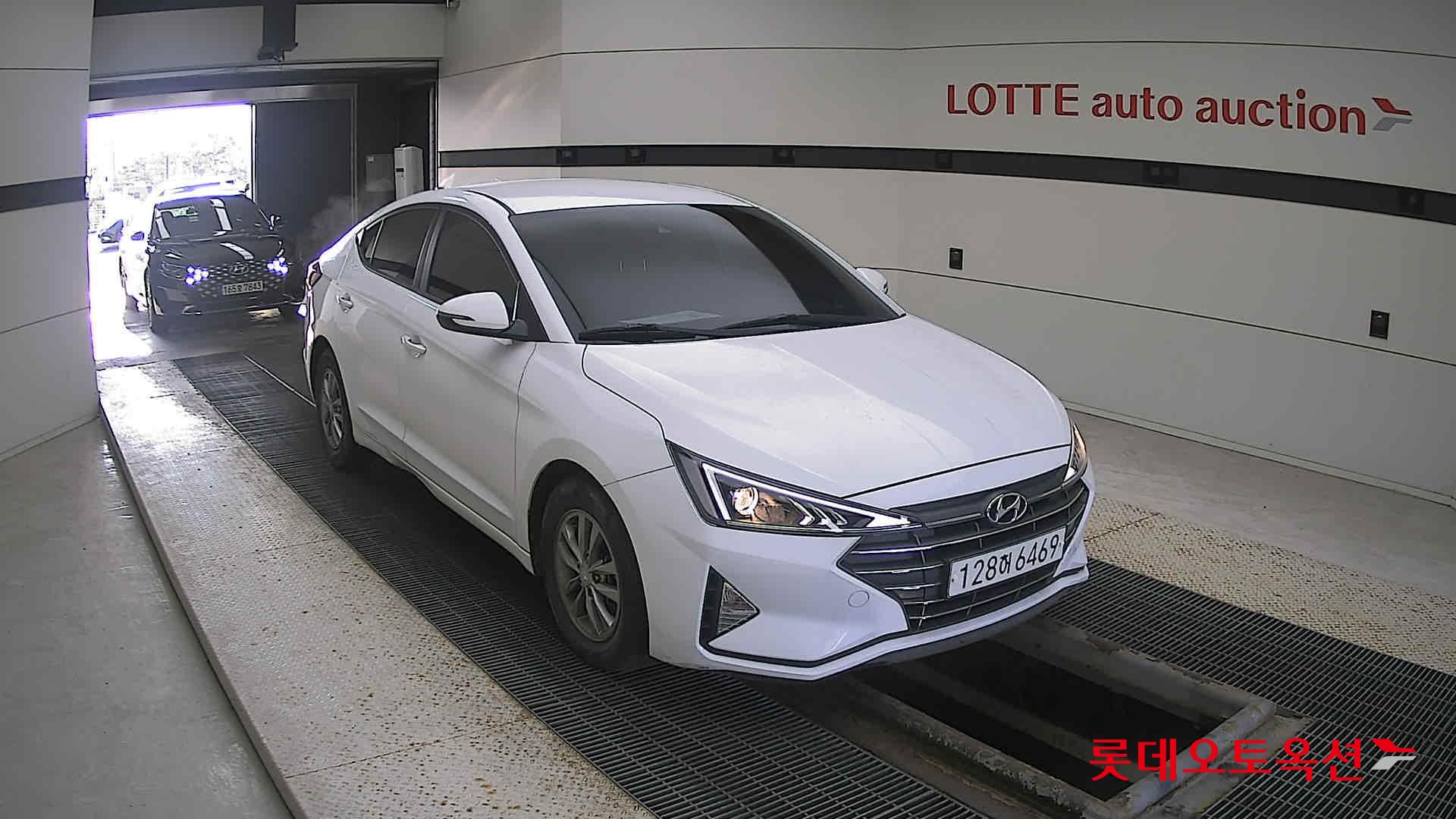 Hyundai Avante 2020 Polar White из Кореи, фото 2