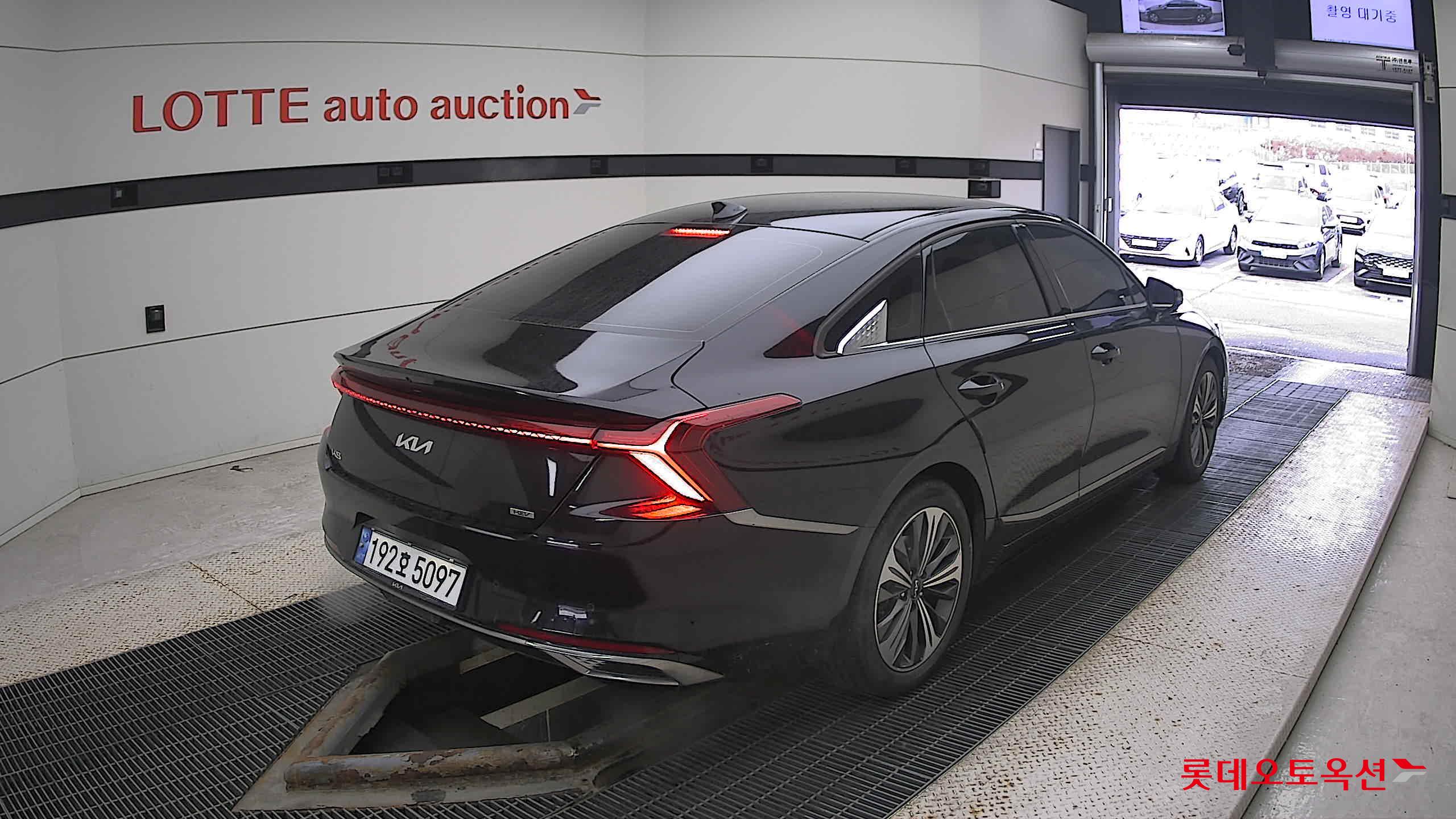 Kia K8 Hybrid 2023 Aurora Black Pearl из Кореи, фото 4