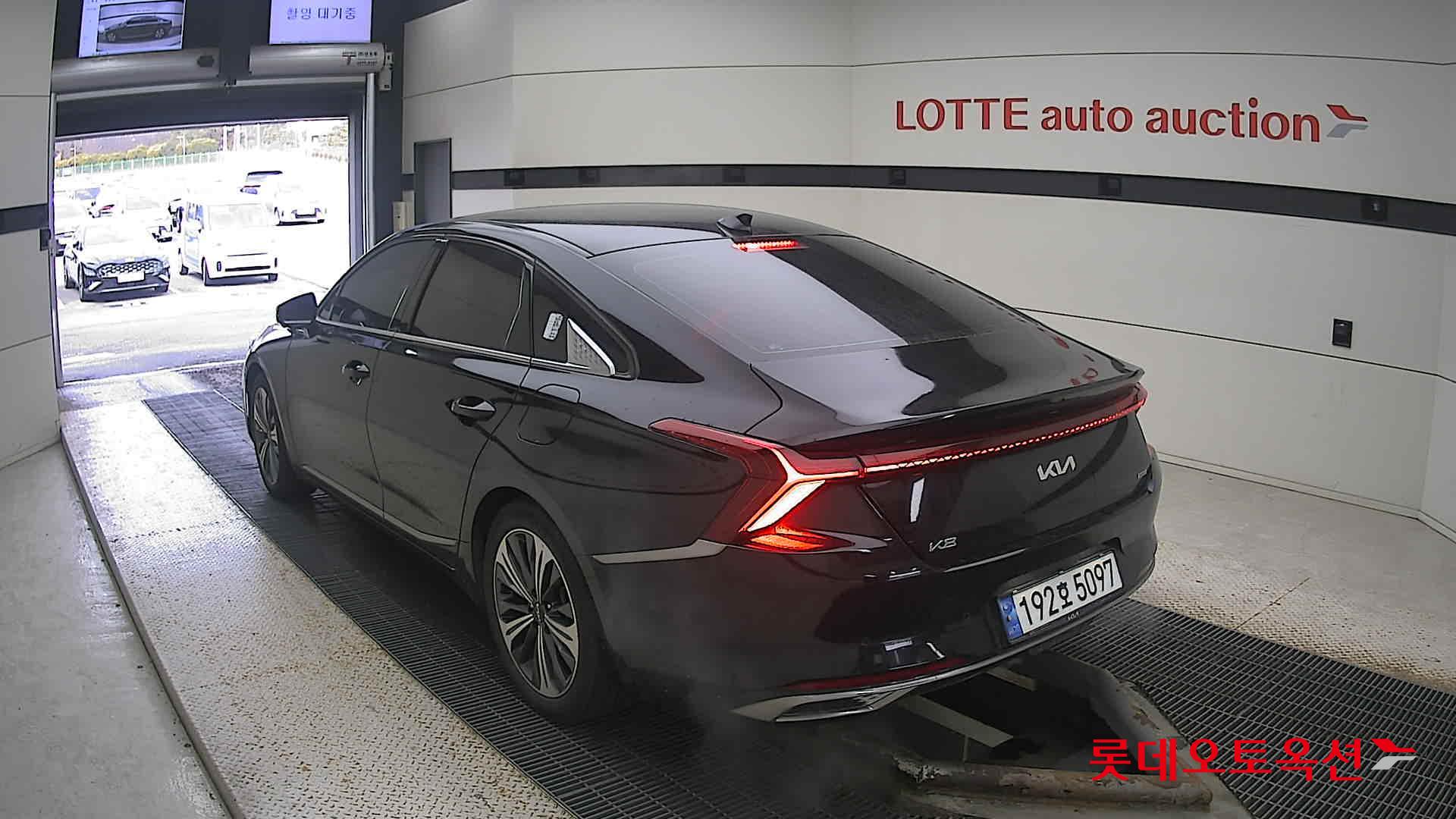 Kia K8 Hybrid 2023 Aurora Black Pearl из Кореи, фото 6