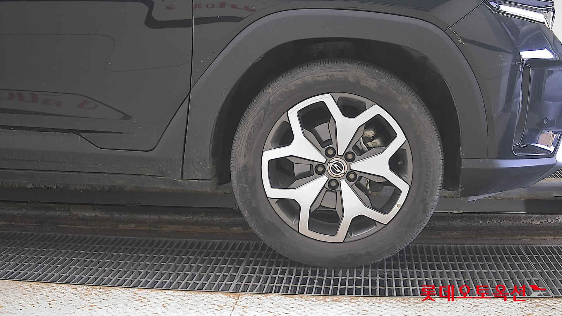 SsangYong Torres id 3476497 из Кореи 23