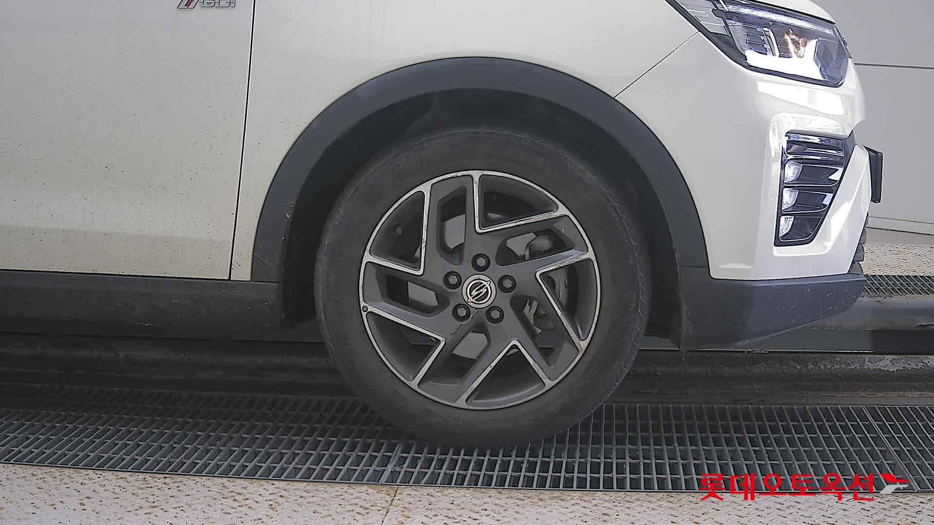 SsangYong Tivoli id 3471593 из Кореи 23