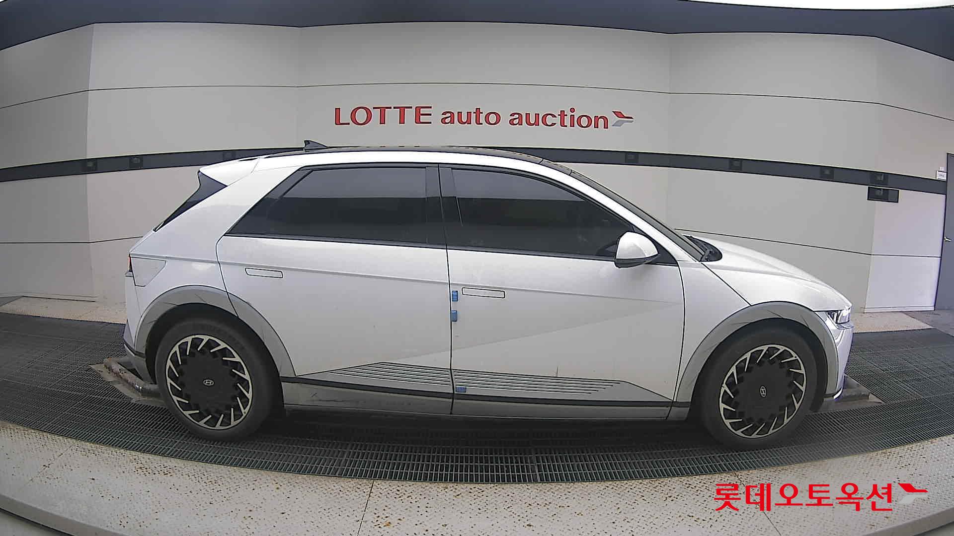 Hyundai IONIQ 5 2022 Atlas White из Кореи, фото 3