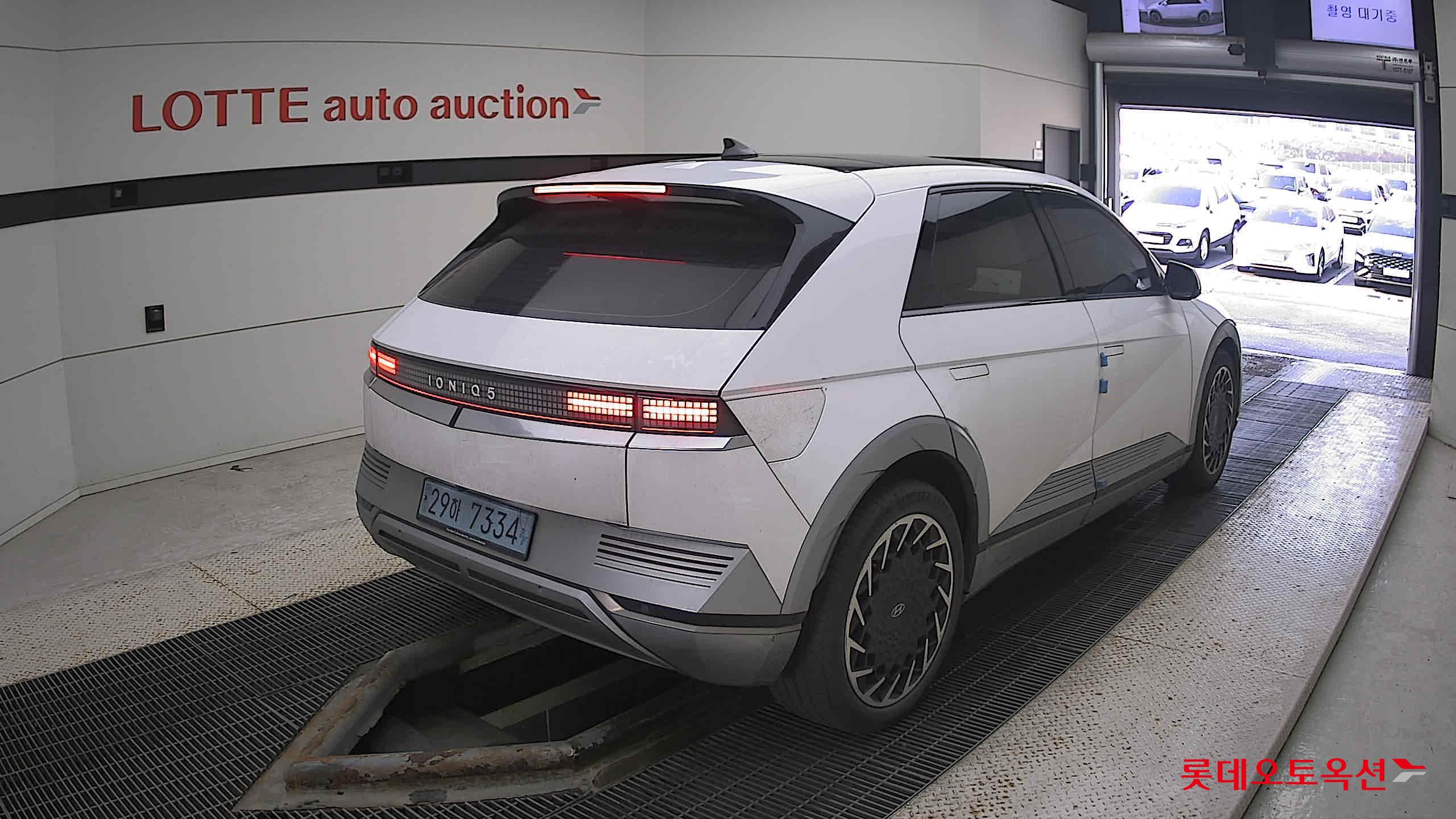 Hyundai IONIQ 5 2022 Atlas White из Кореи, фото 4