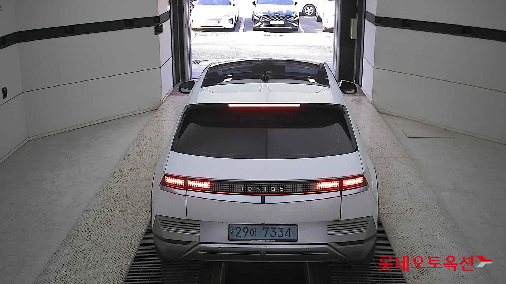 Hyundai IONIQ 5 2022 Atlas White из Кореи, фото 5