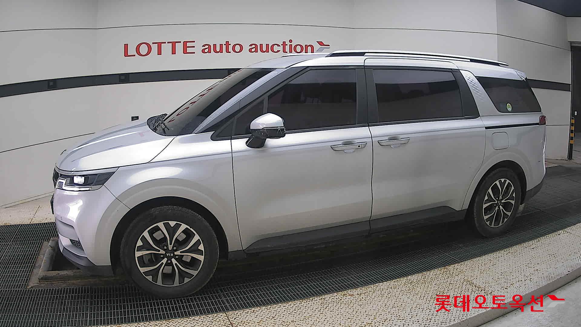 Kia Carnival id 3471550 из Кореи 12