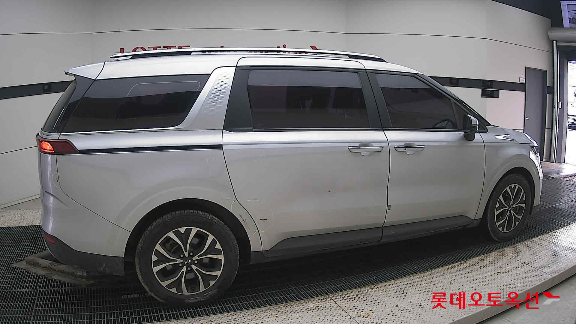 Kia Carnival id 3471550 из Кореи 18