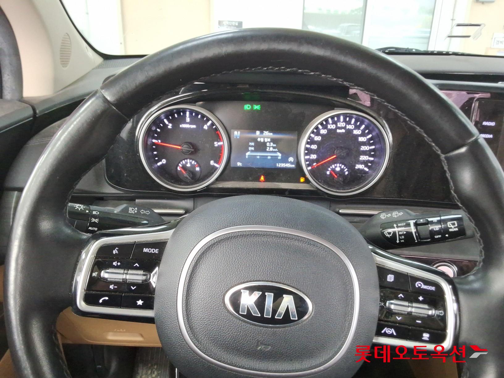 Kia Carnival id 3471550 из Кореи 29