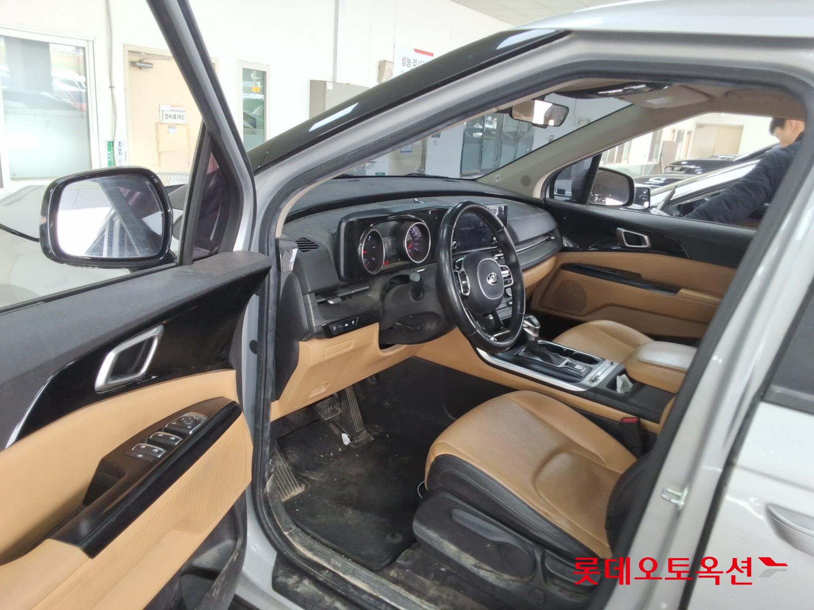 Kia Carnival id 3471550 из Кореи 33