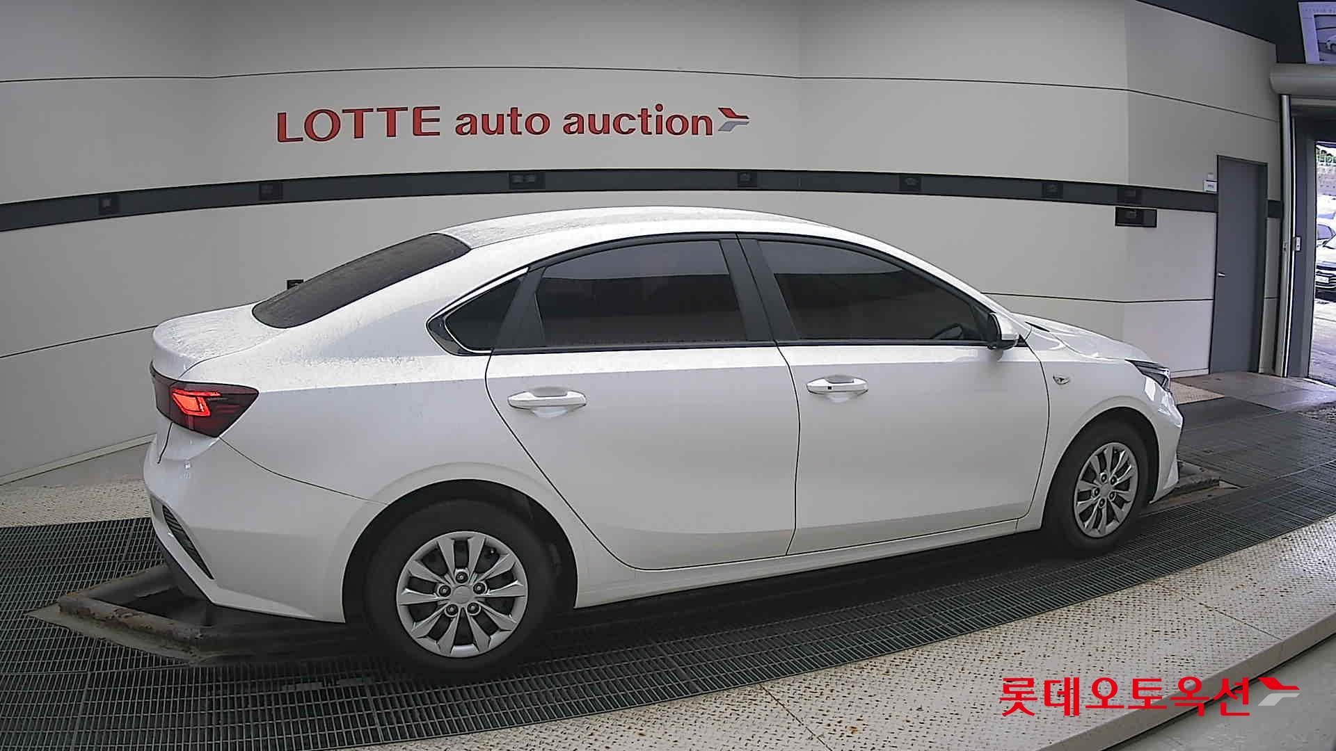 Kia K3 id 3461996 из Кореи 18