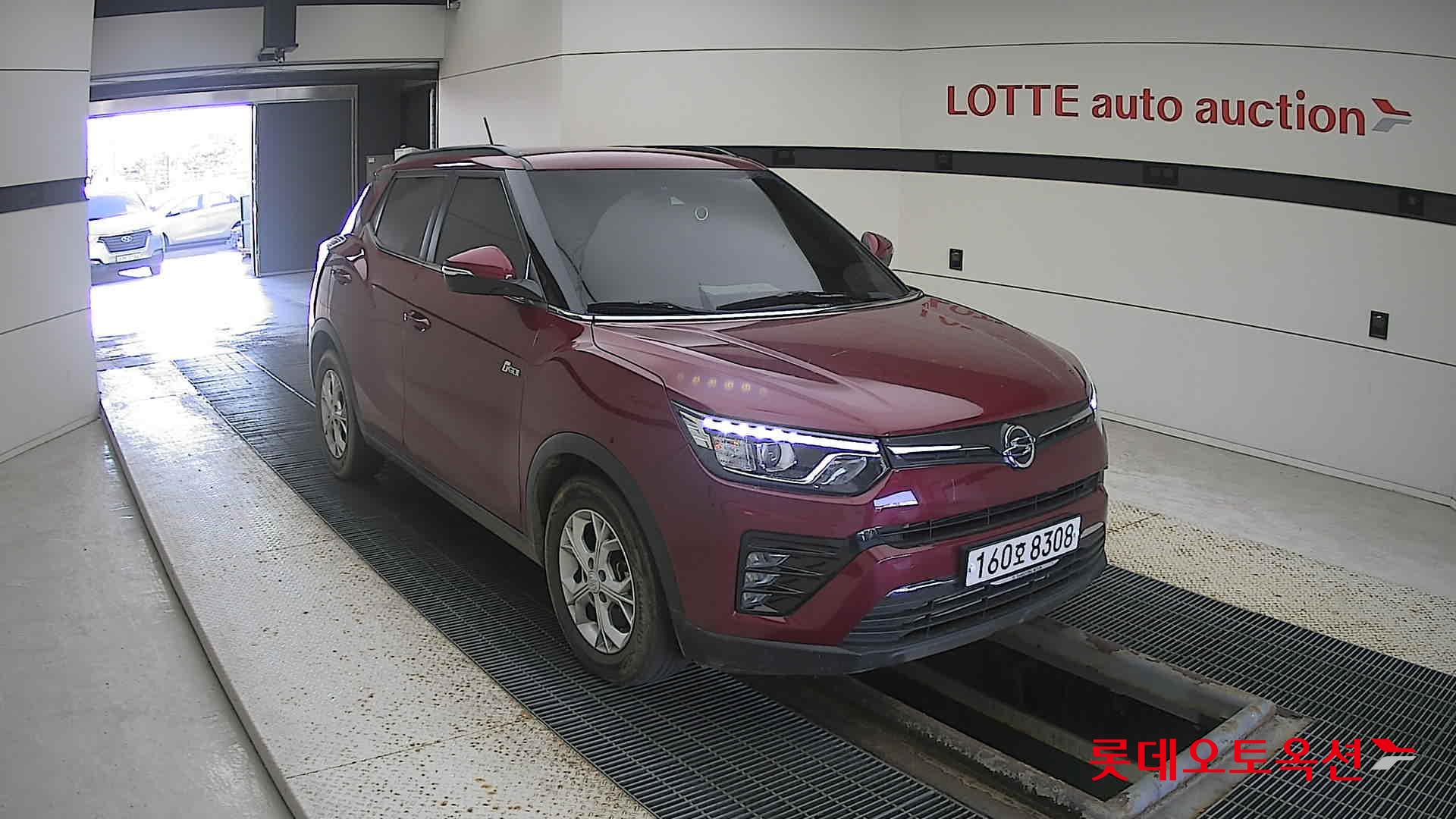 SsangYong Tivoli 2022 Cherry Red из Кореи, фото 2