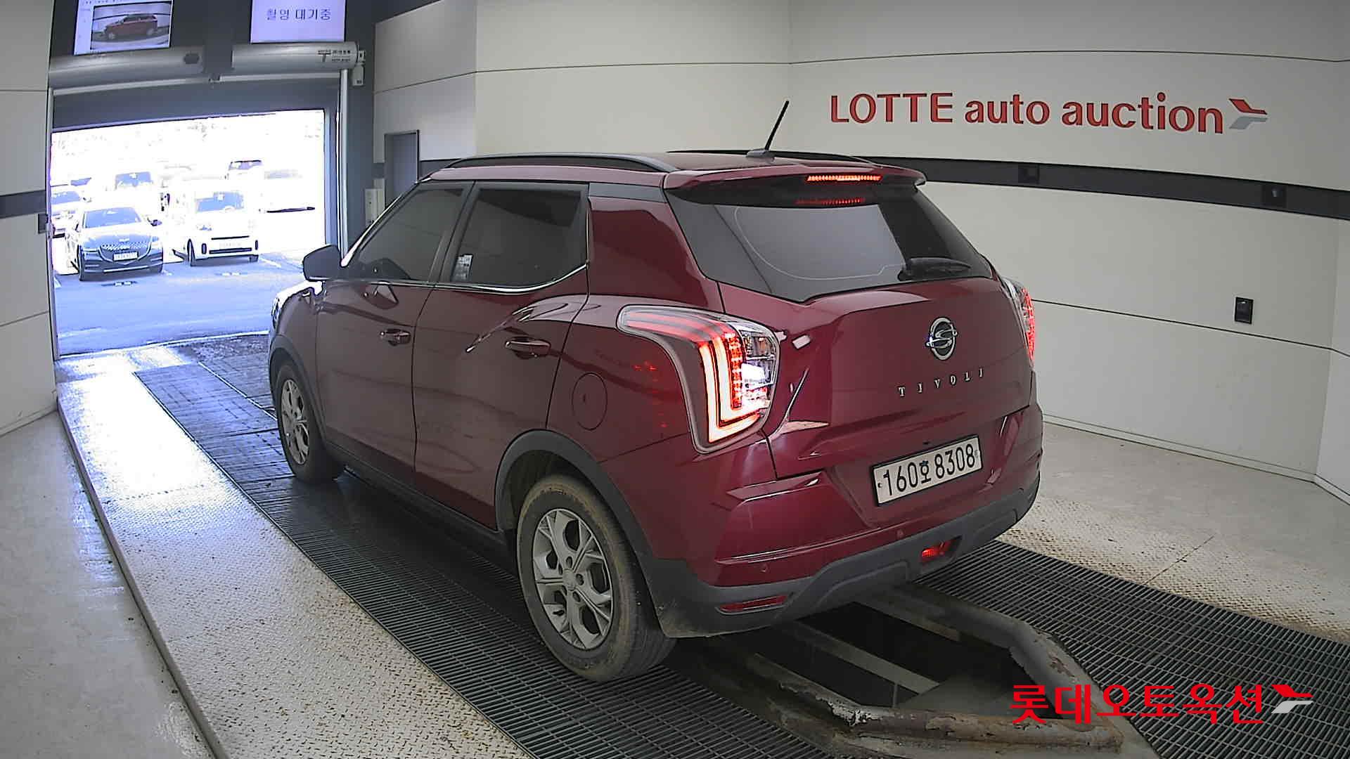 SsangYong Tivoli 2022 Cherry Red из Кореи, фото 6