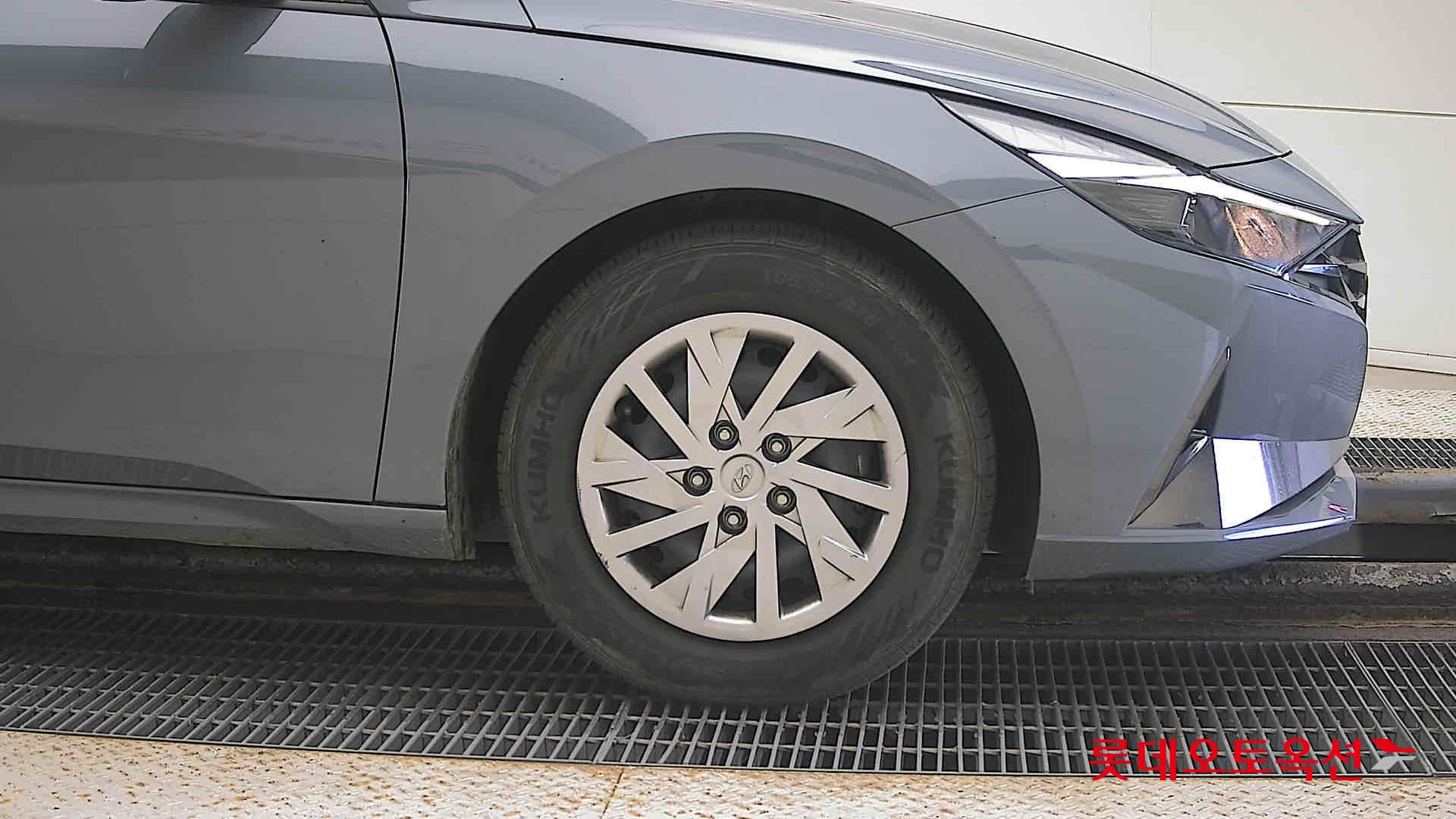 Hyundai Avante id 3446679 из Кореи 23