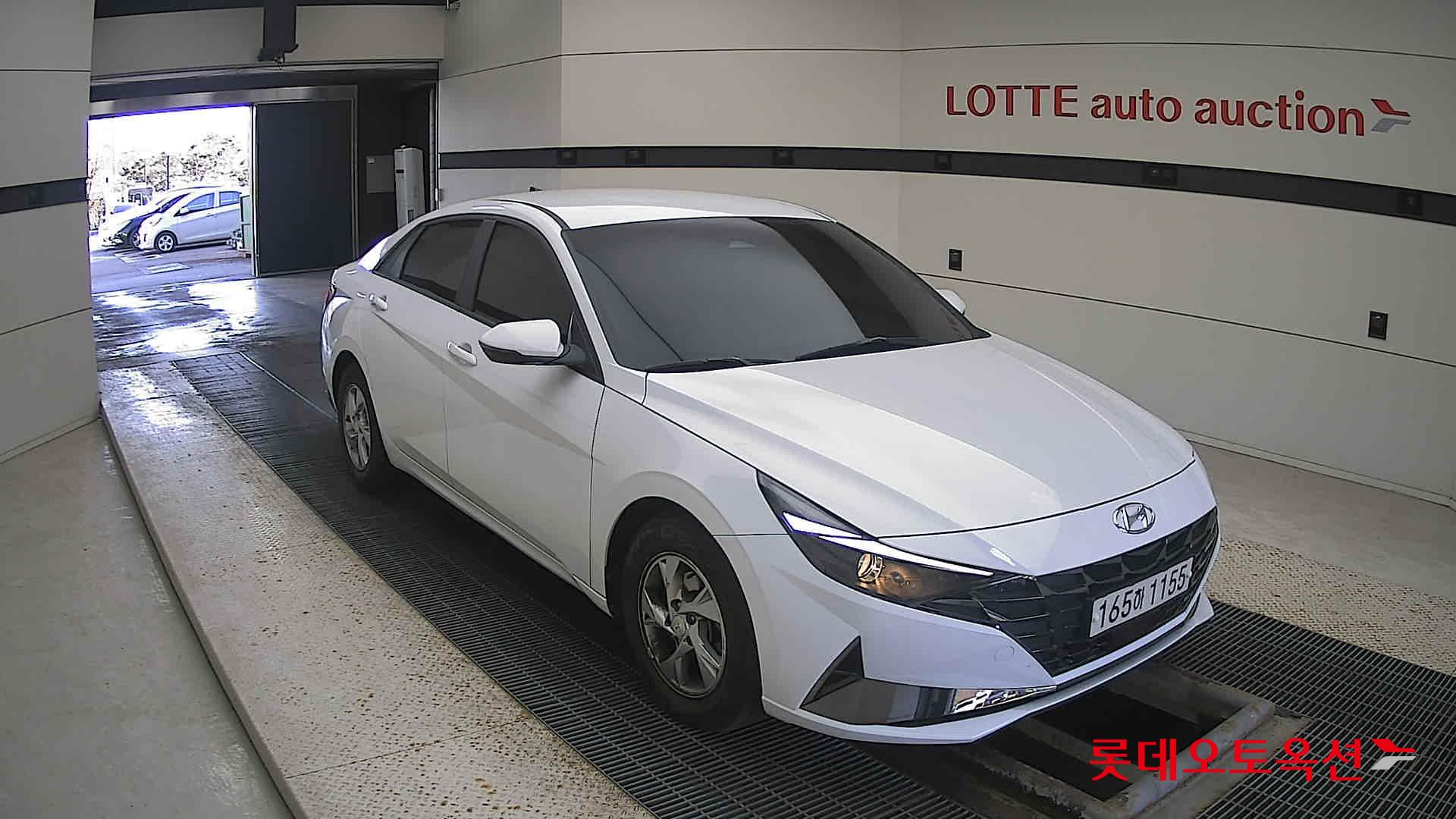 Hyundai Avante 2022 Polar White из Кореи, фото 2