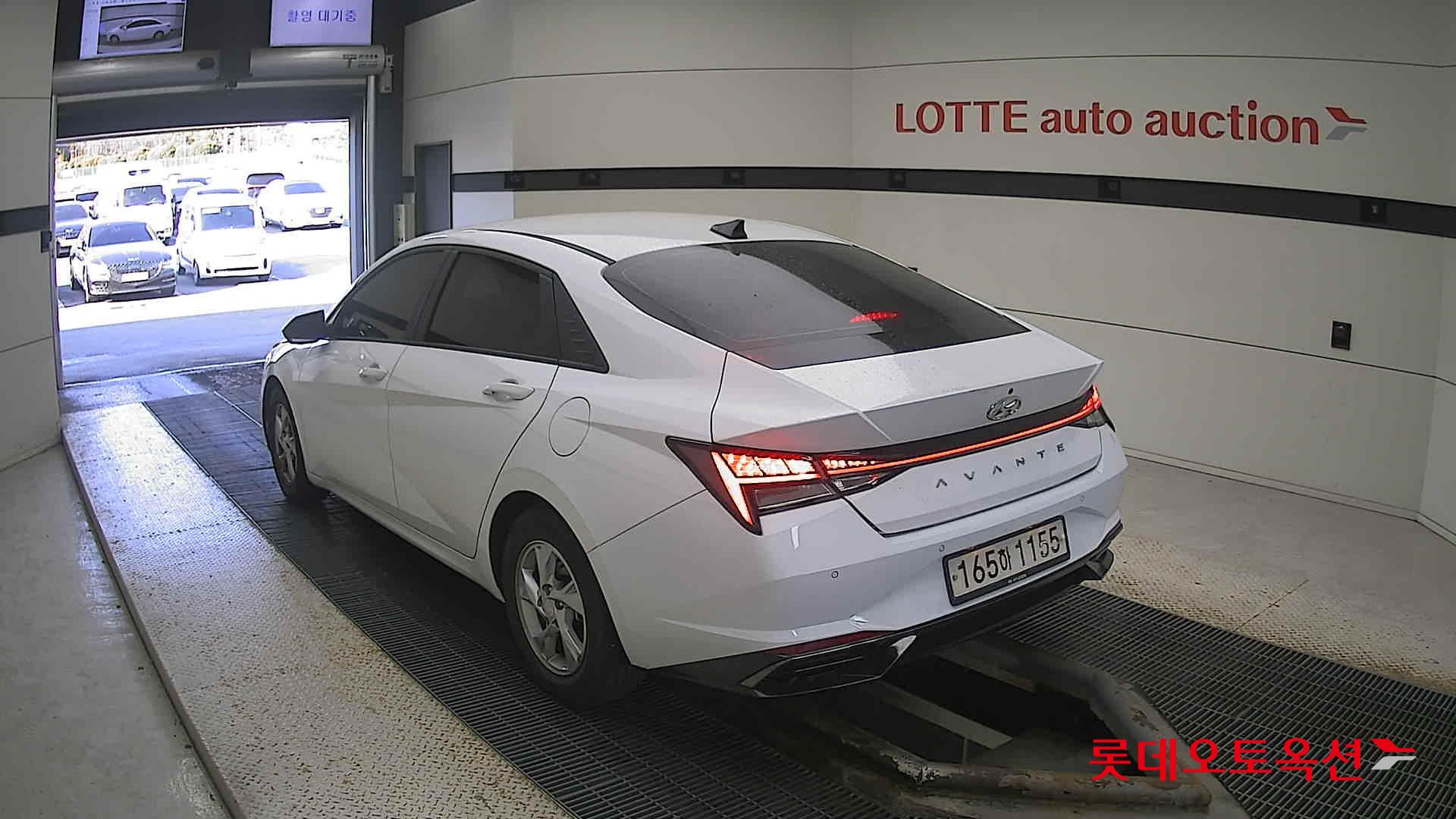 Hyundai Avante 2022 Polar White из Кореи, фото 6