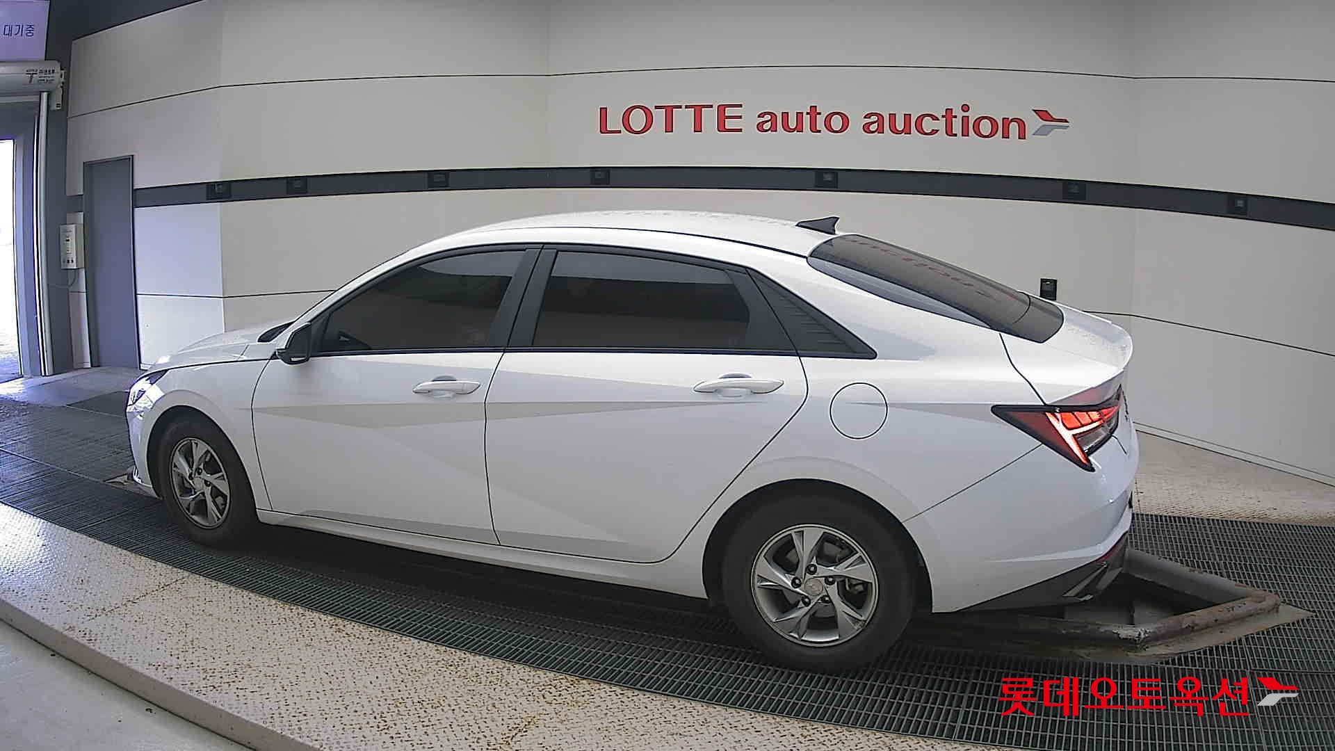 Hyundai Avante id 3441767 из Кореи 11