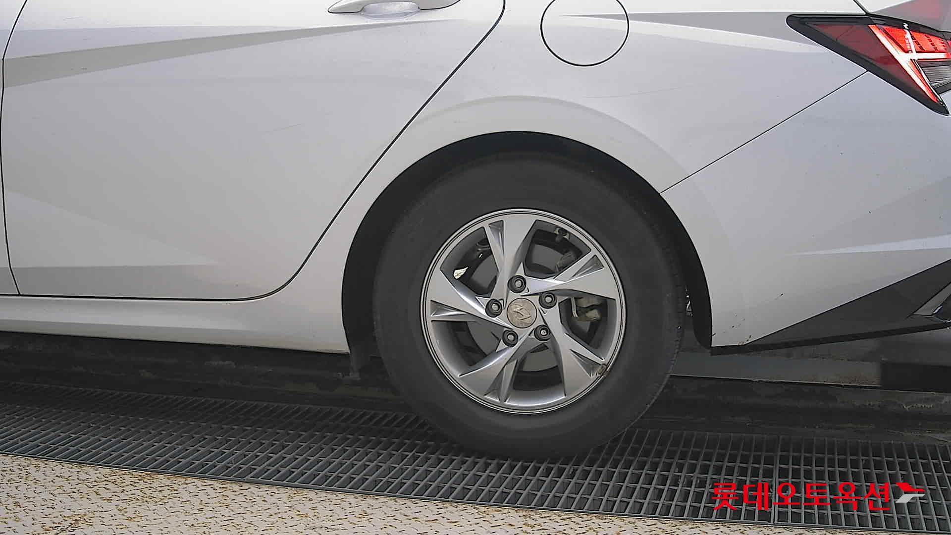 Hyundai Avante id 3441767 из Кореи 22