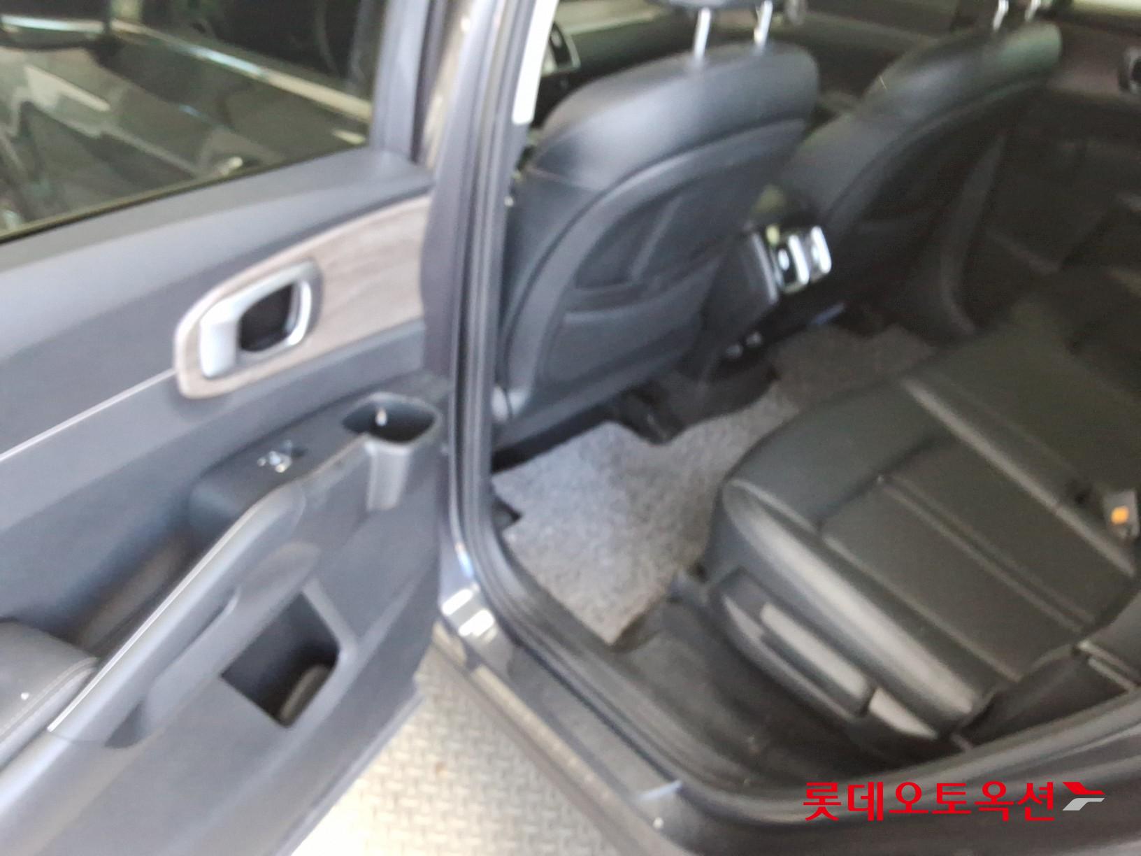 Kia Sorento id 3446754 из Кореи 36