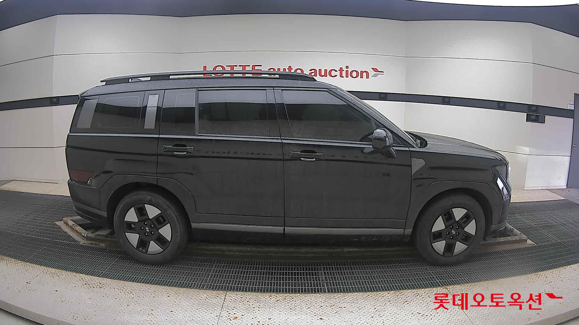 Hyundai Santa Fe Hybrid 2024 Abyss Black Pearl из Кореи, фото 3