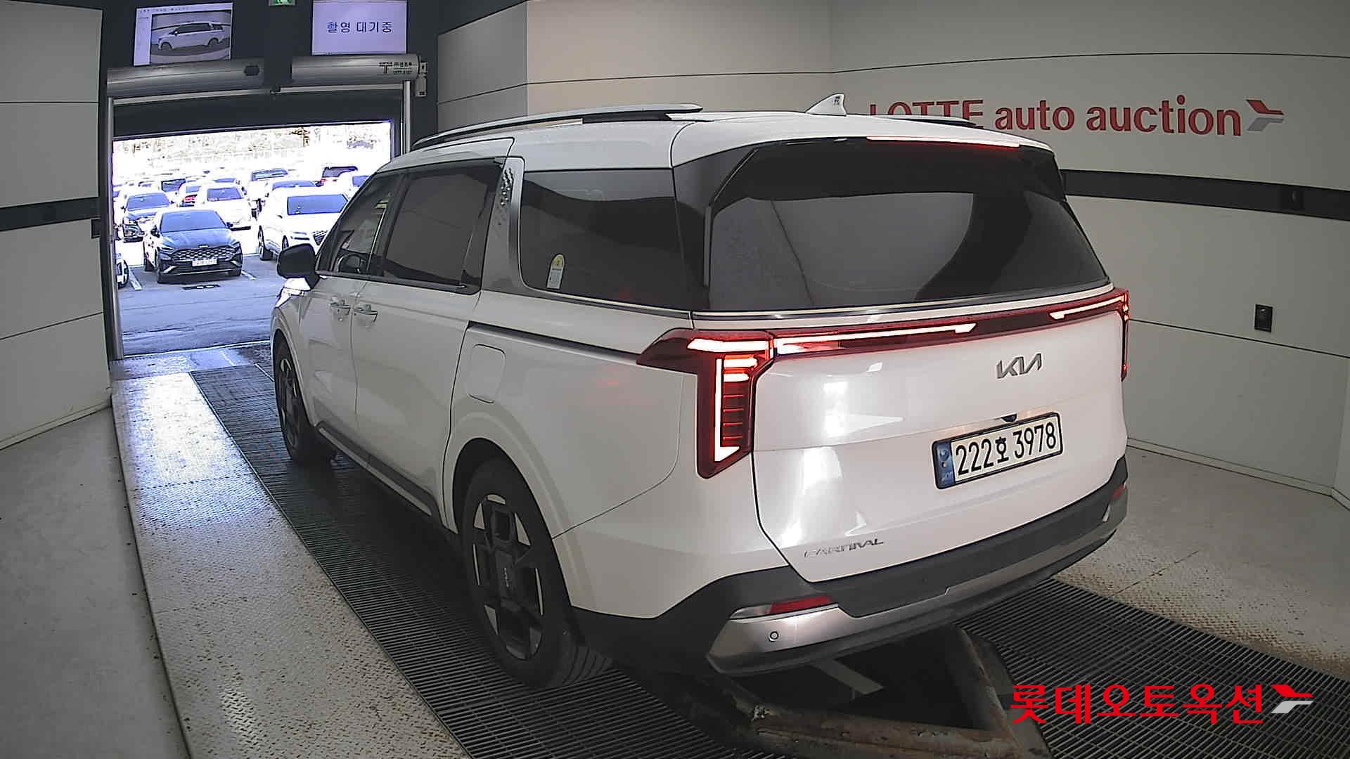 Kia Carnival id 3476469 из Кореи 9