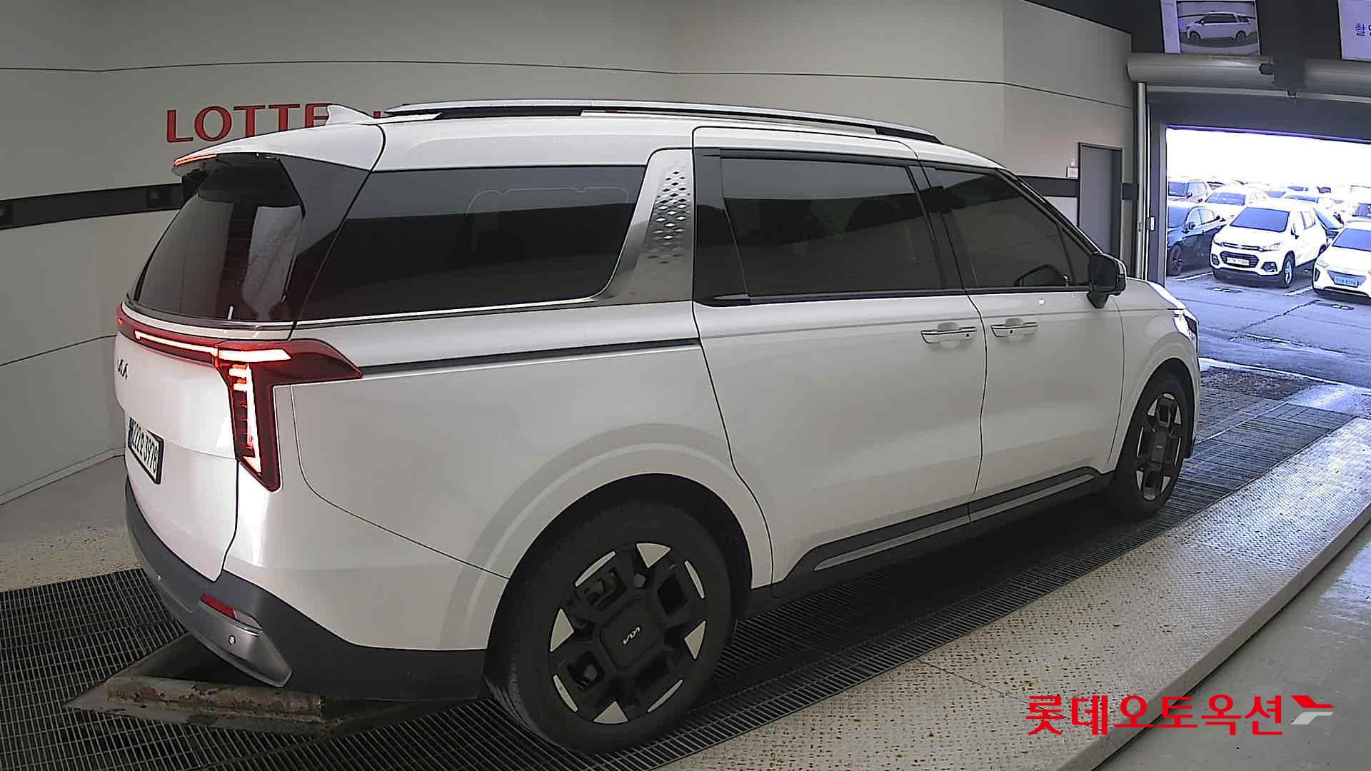 Kia Carnival id 3476469 из Кореи 19